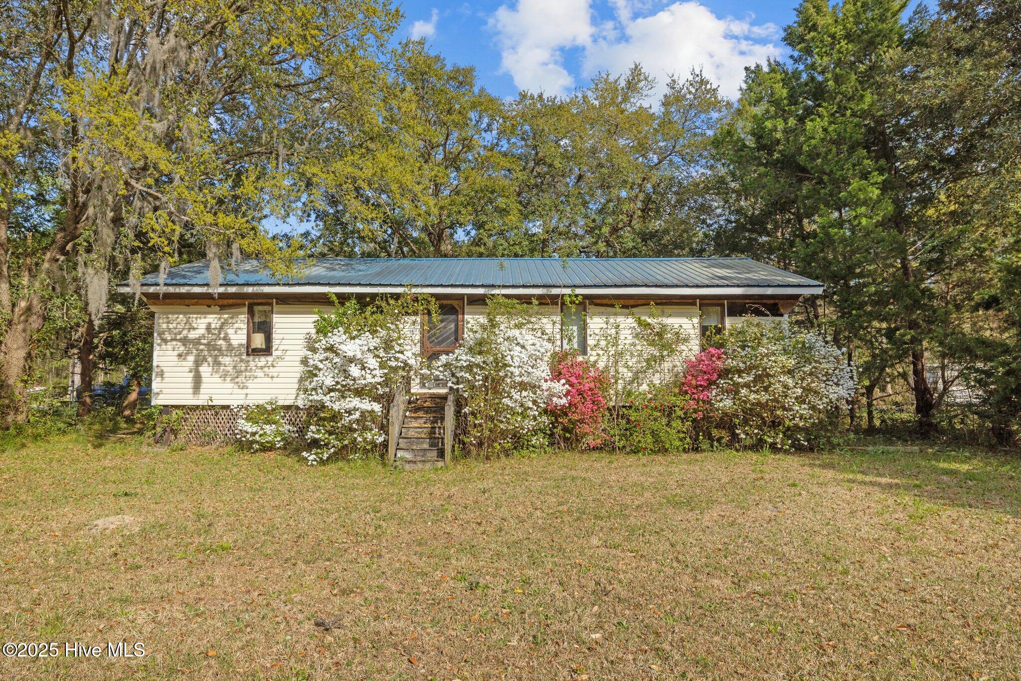 440 Village Drive Property Photo