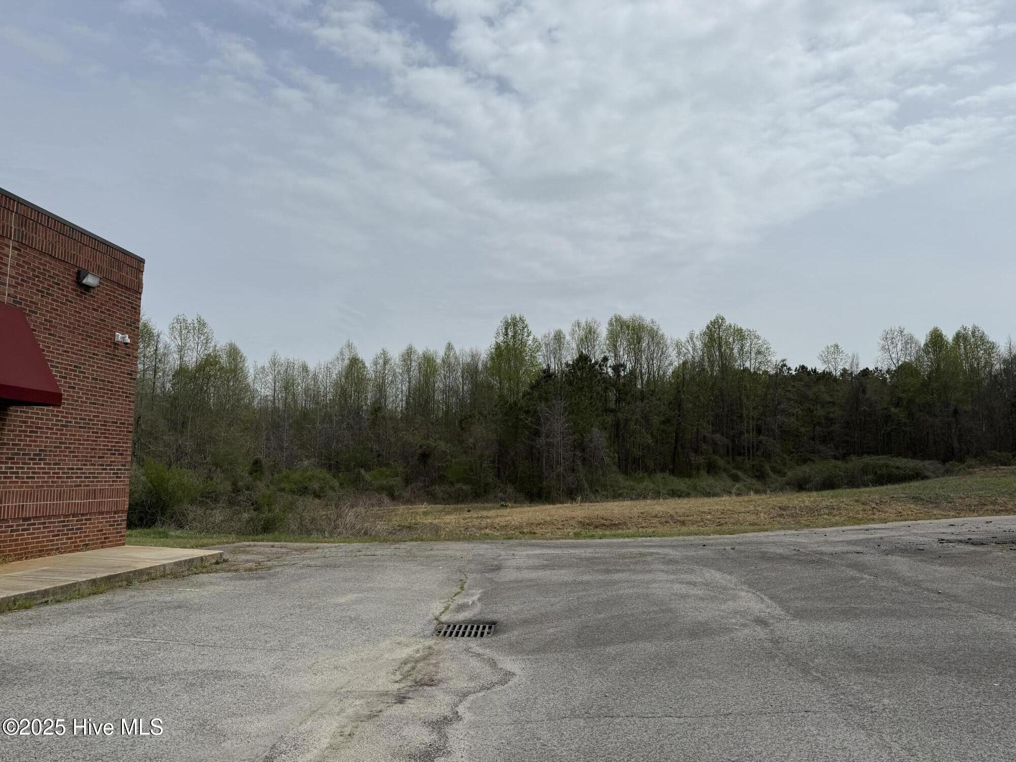 38437 Nc-561 Property Photo 9