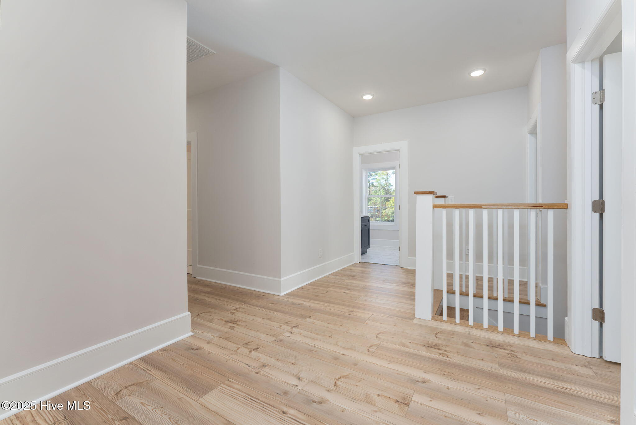 117 Seagate Place Property Photo 12