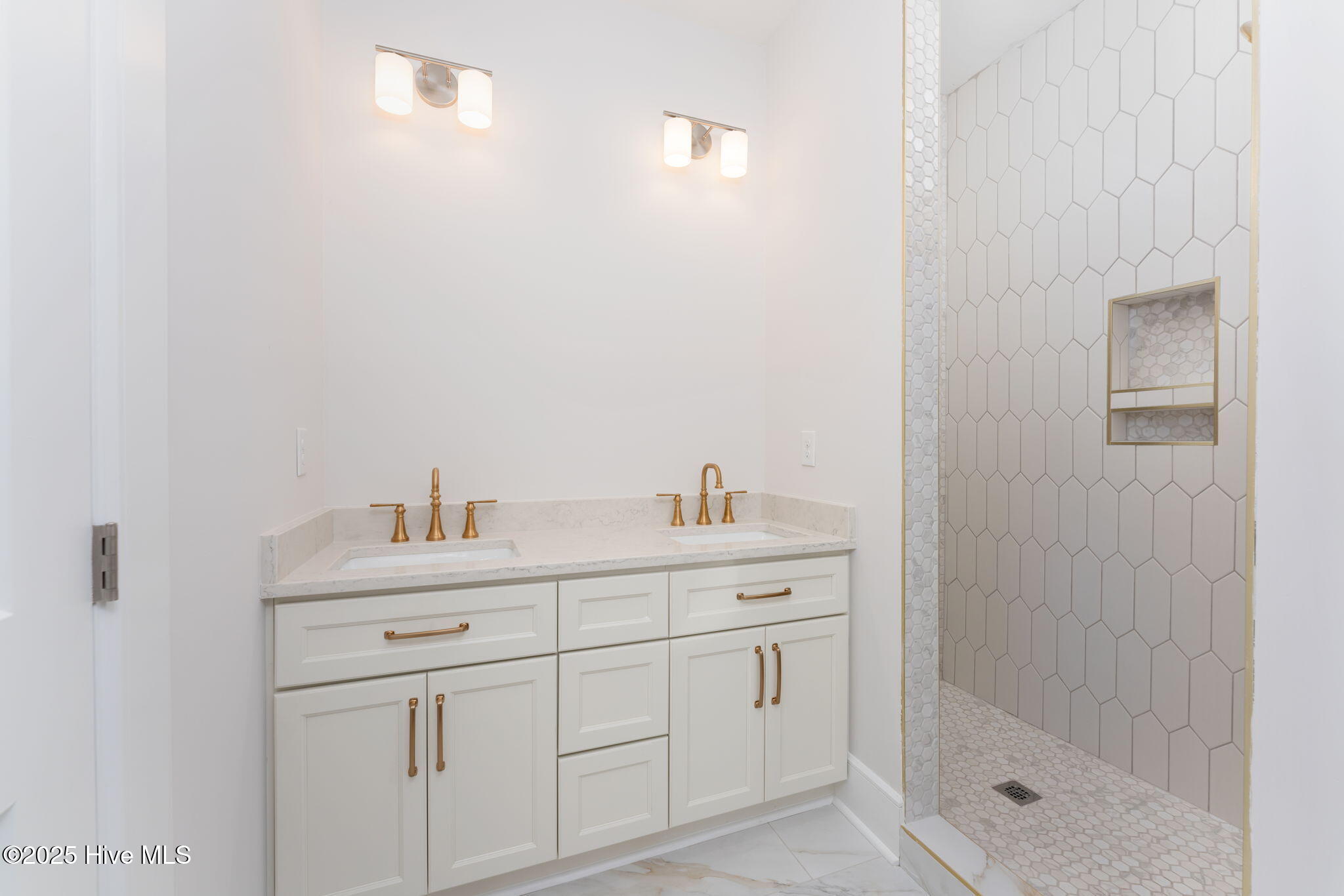 117 Seagate Place Property Photo 37