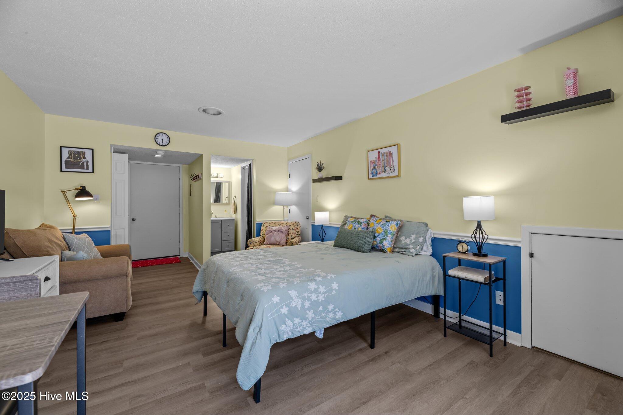 1410 Harbourside Drive 1409-1410 Property Photo 7