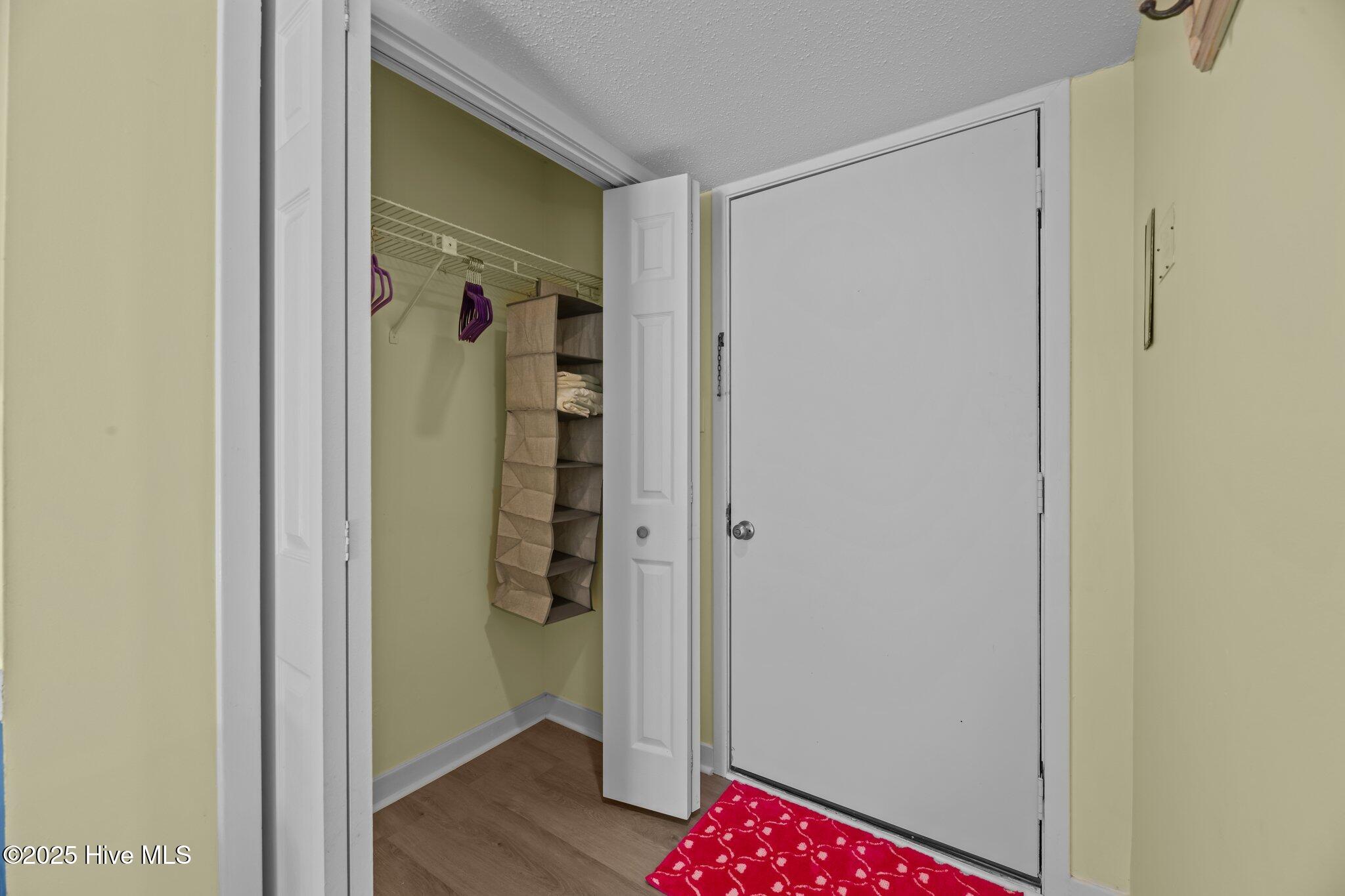 1410 Harbourside Drive 1409-1410 Property Photo 8