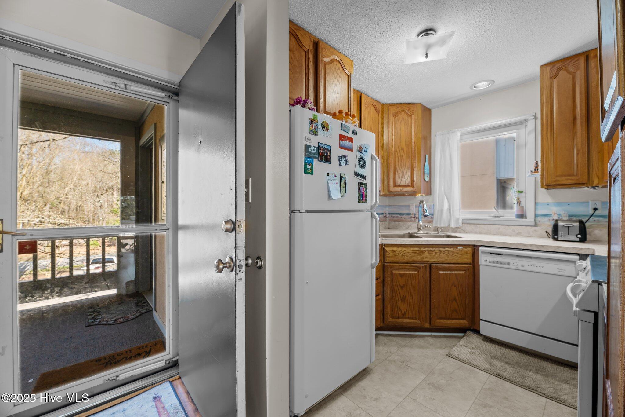 1410 Harbourside Drive 1409-1410 Property Photo 15