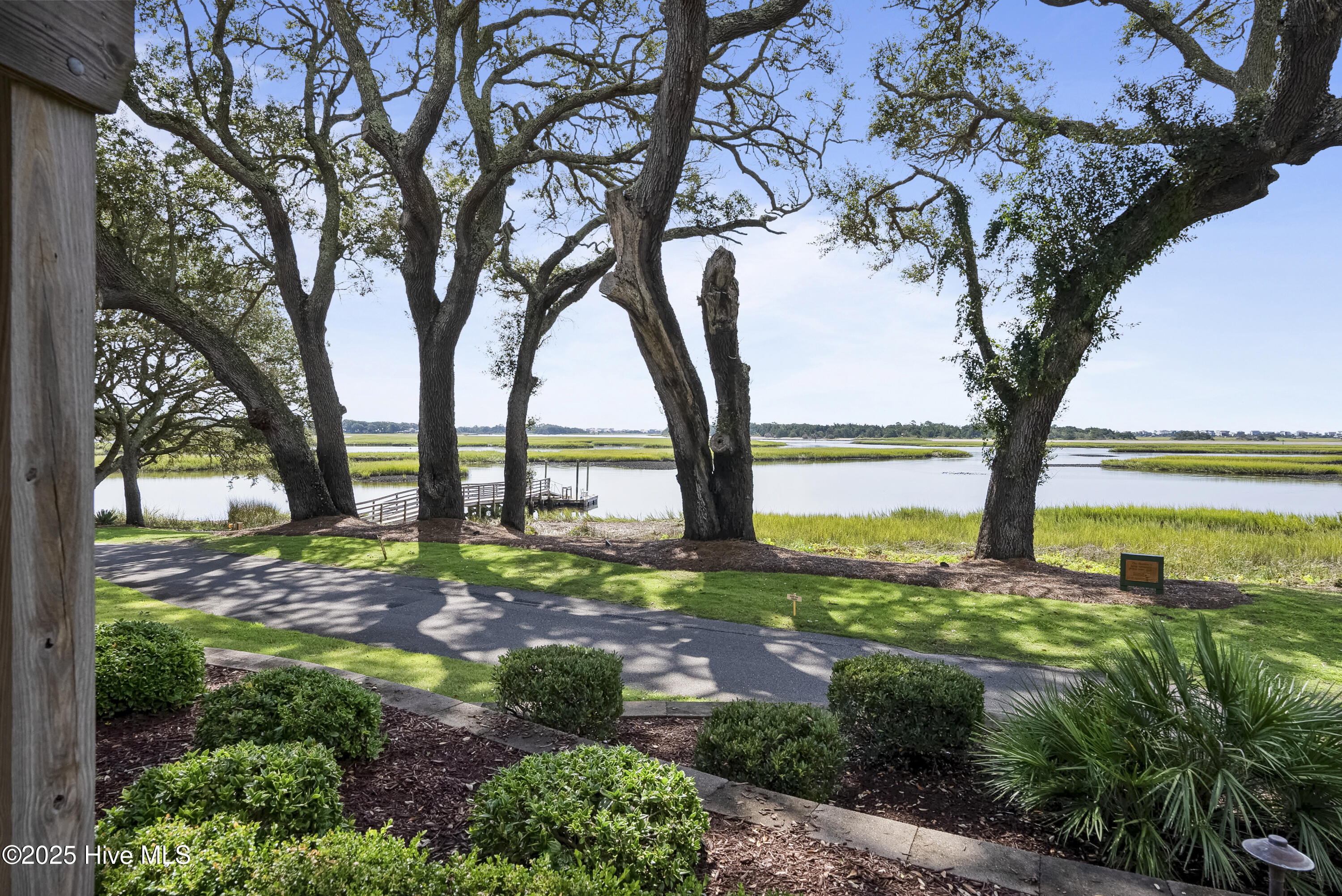 284 Atlantic Court Property Photo 24