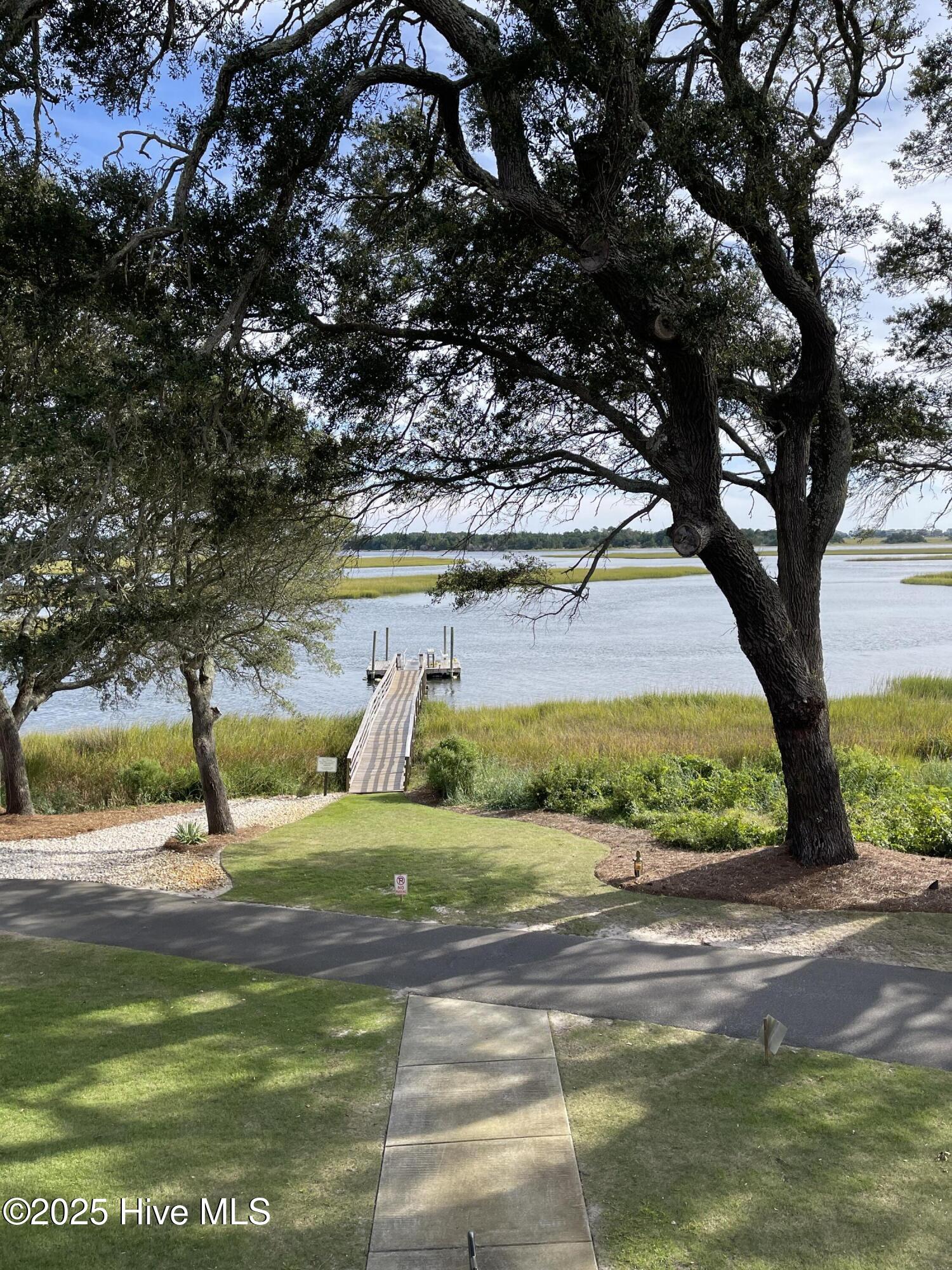 284 Atlantic Court Property Photo 25