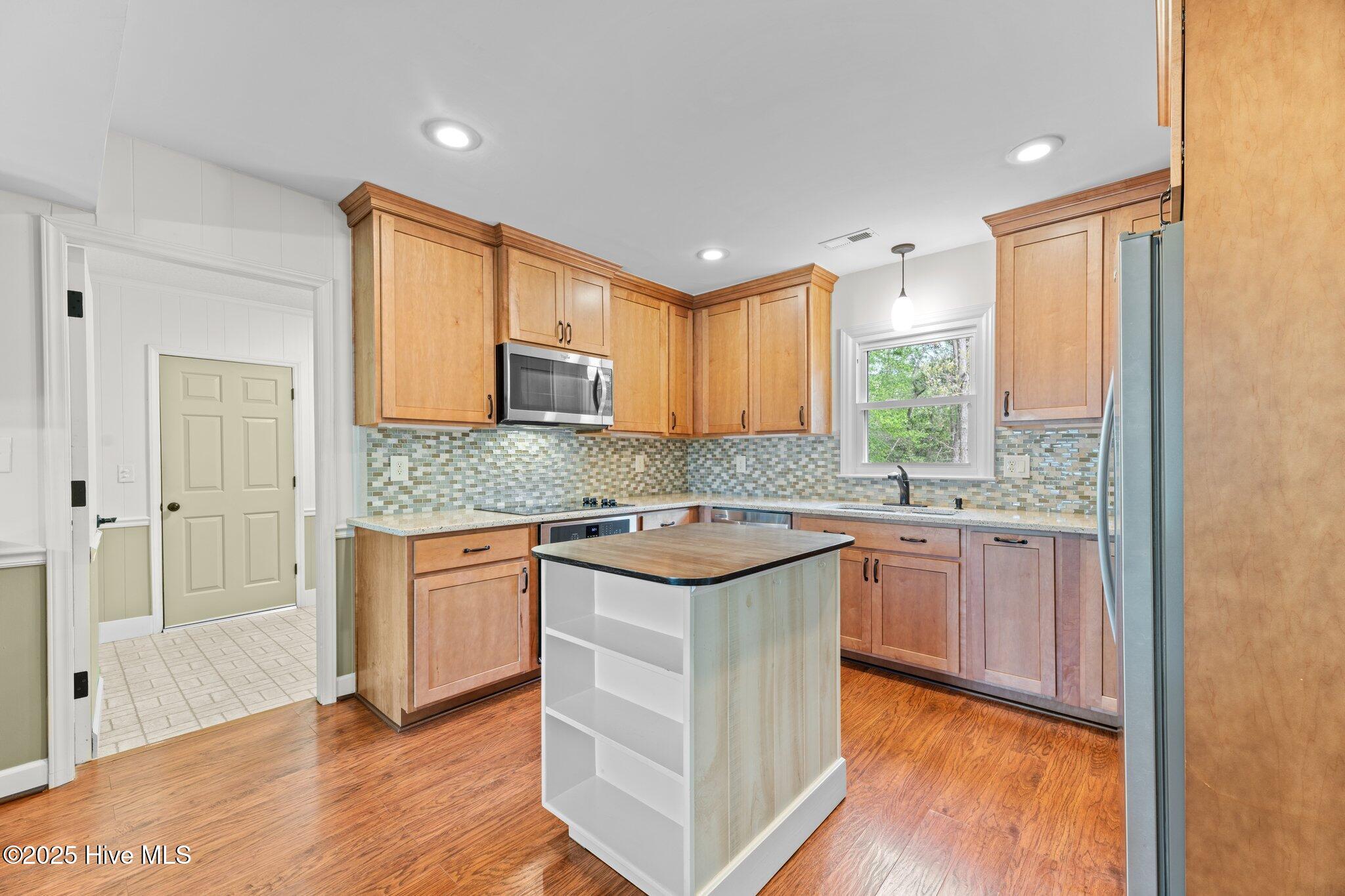 243 Snead Road Property Photo 12
