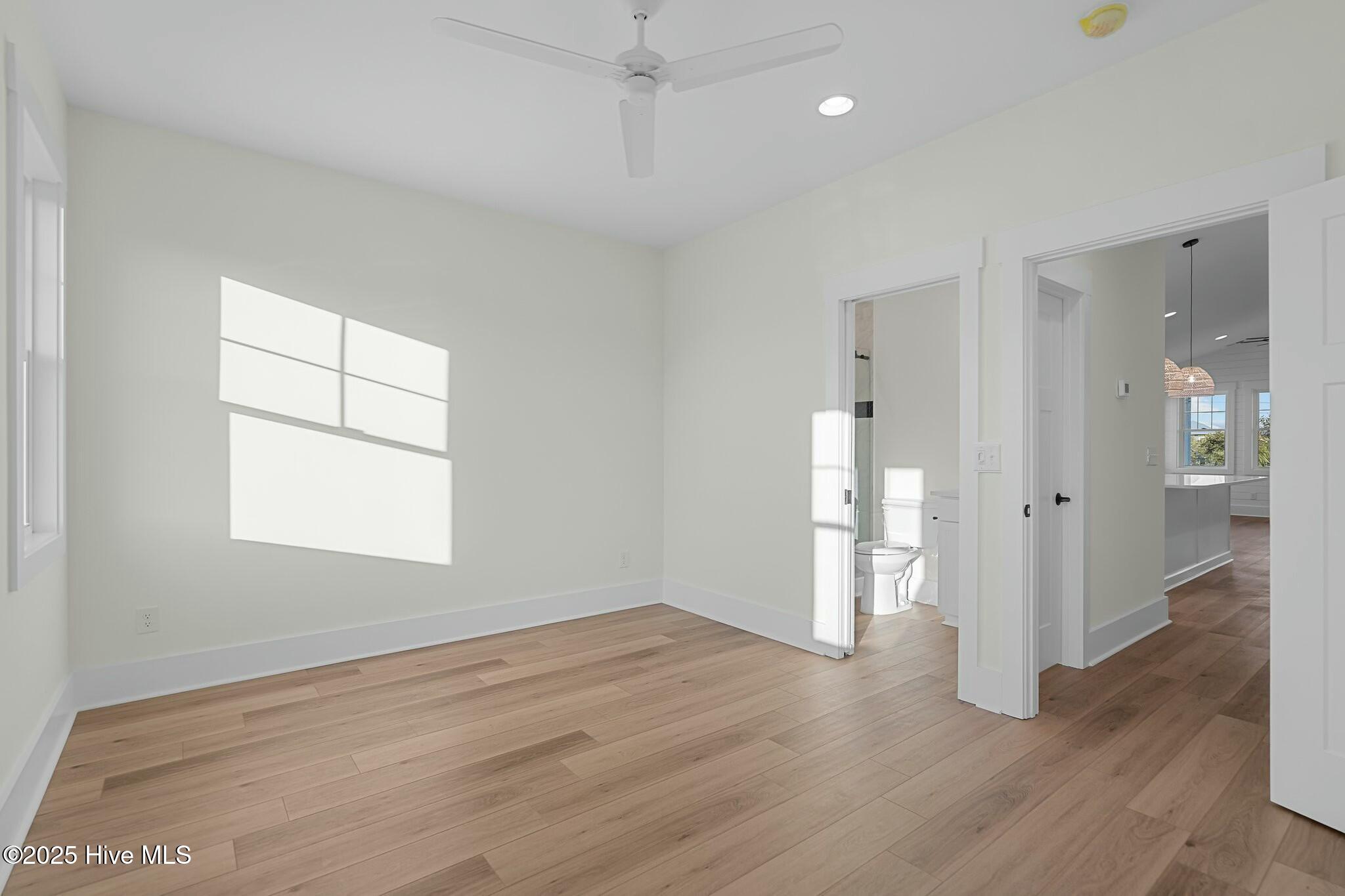 1118 Snapper Lane Property Photo 11