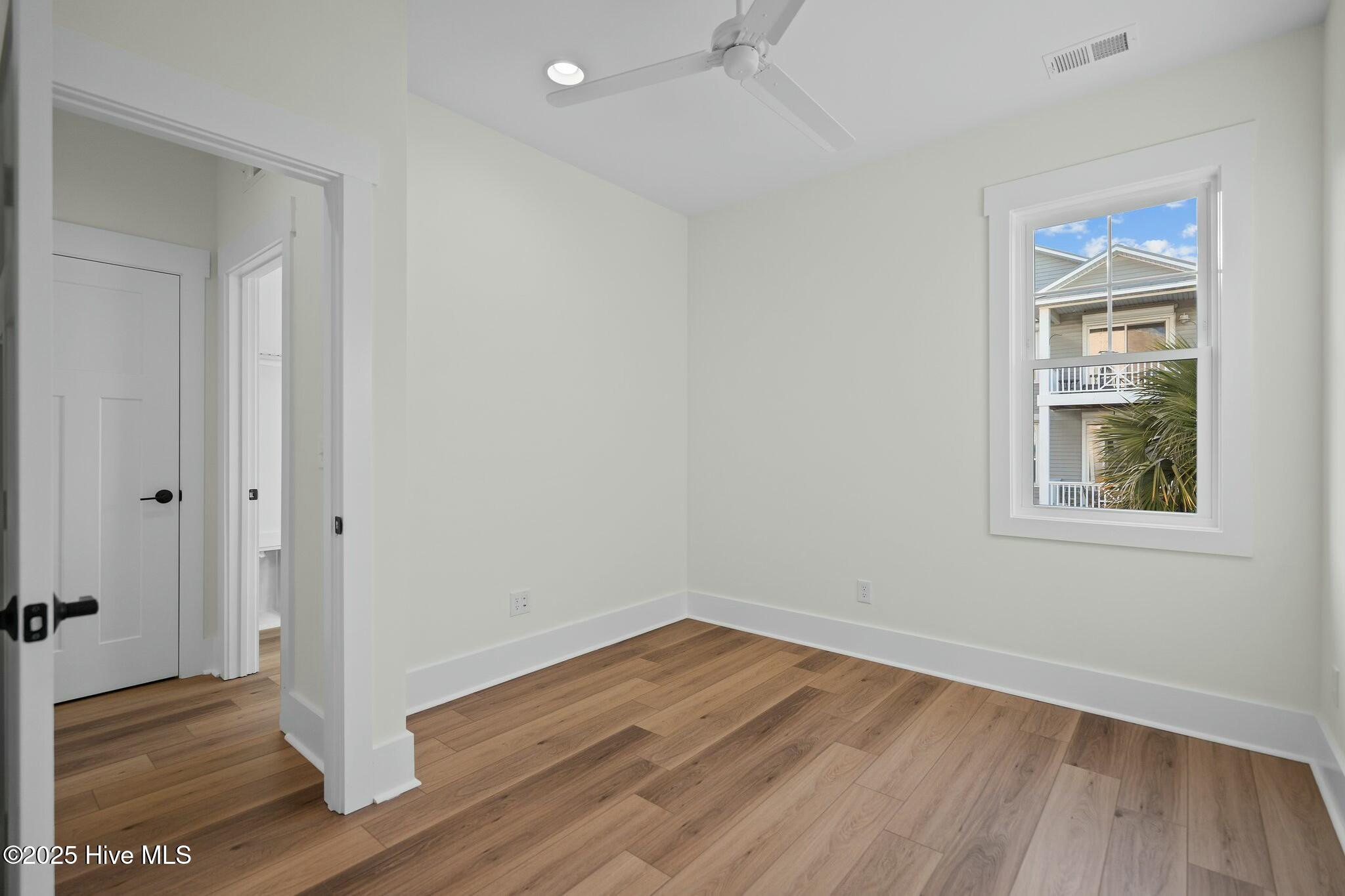 1118 Snapper Lane Property Photo 28