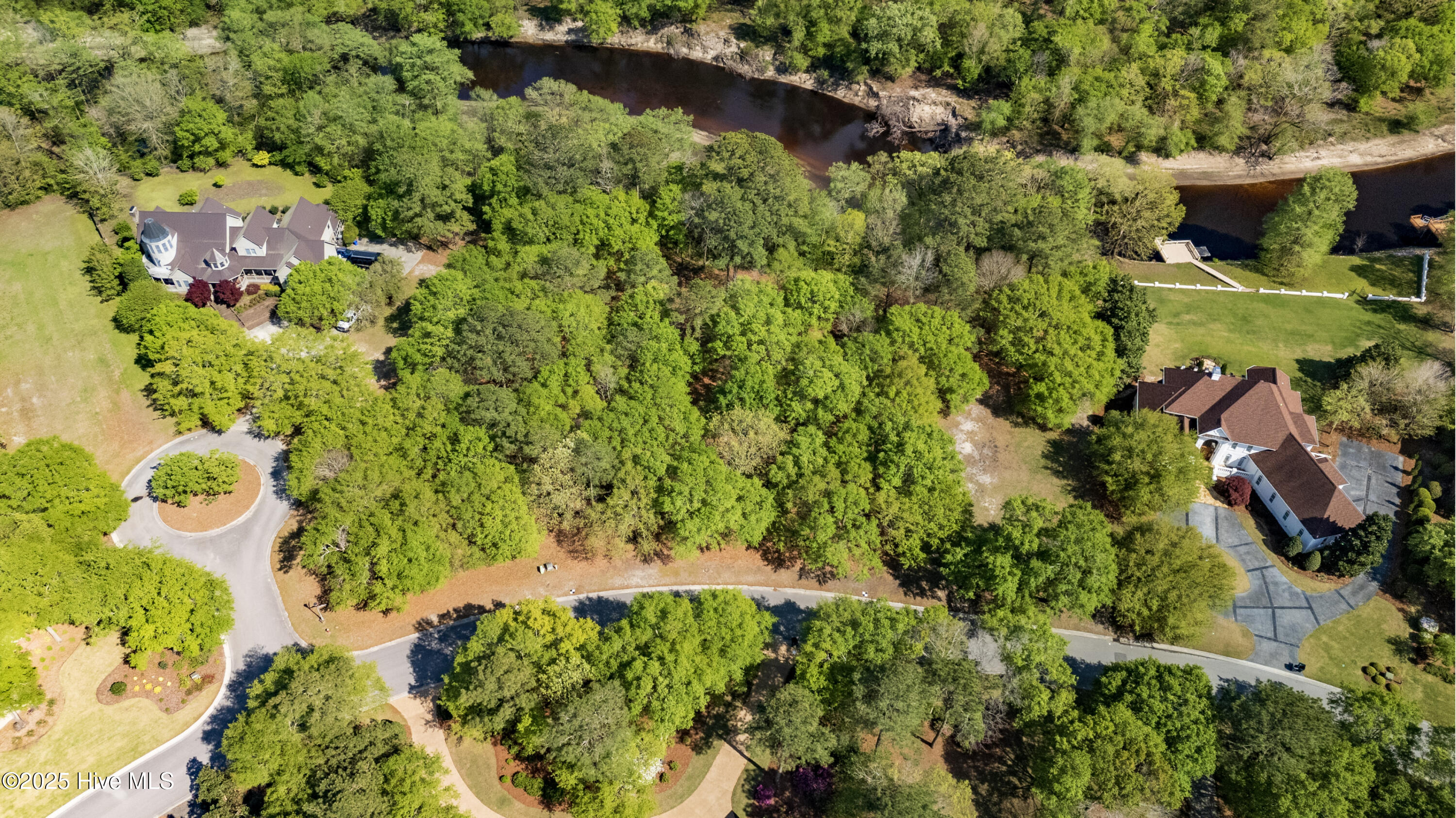 167 River Ridge Drive Property Photo 13