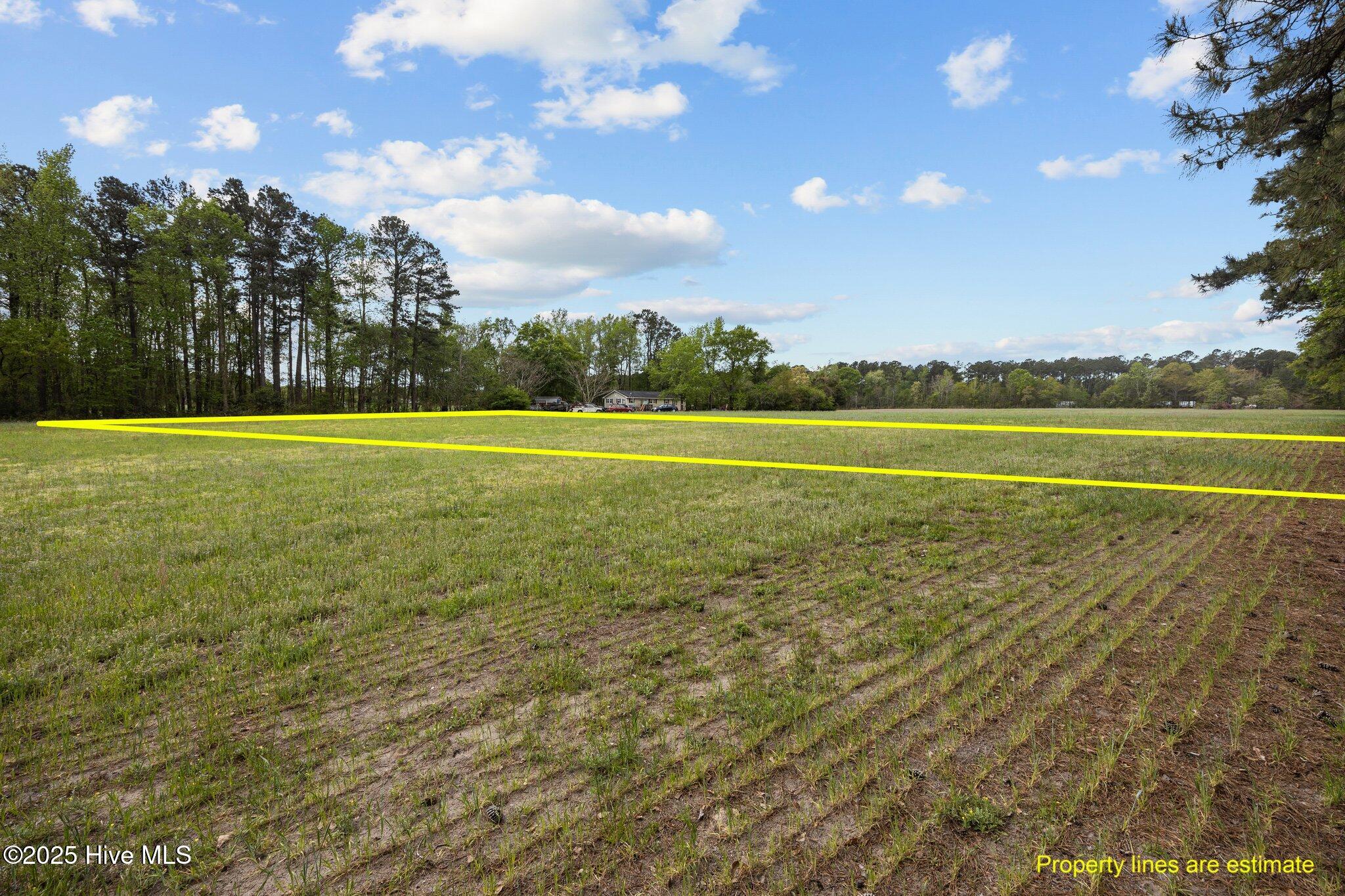 L11 Five Mile Road Property Photo 1