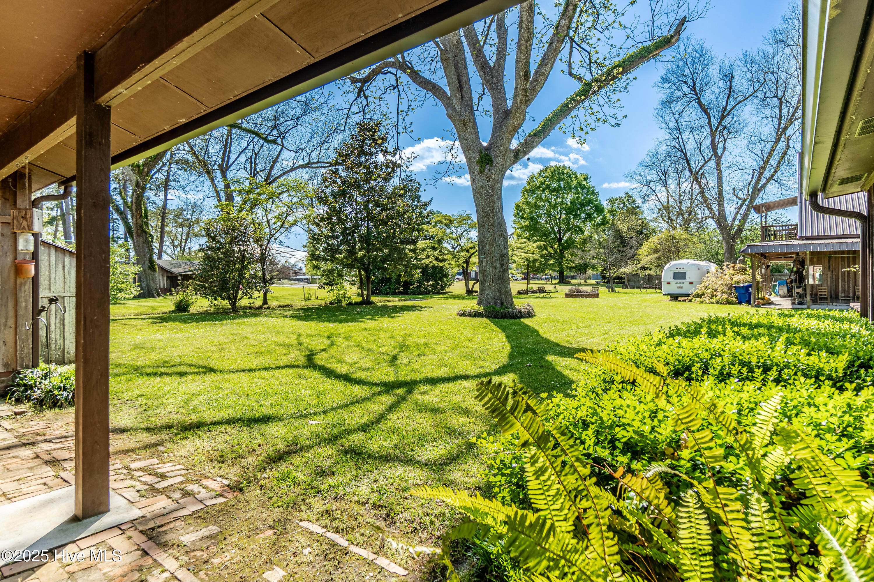 101 Grove Circle Property Photo 35