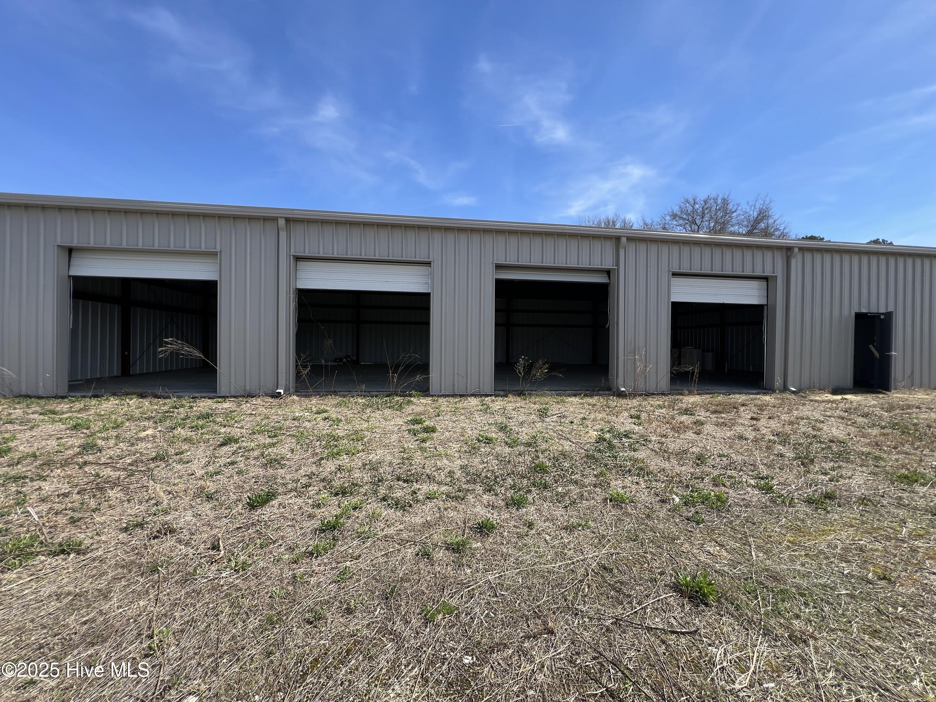 409 Nc 111 Property Photo 27