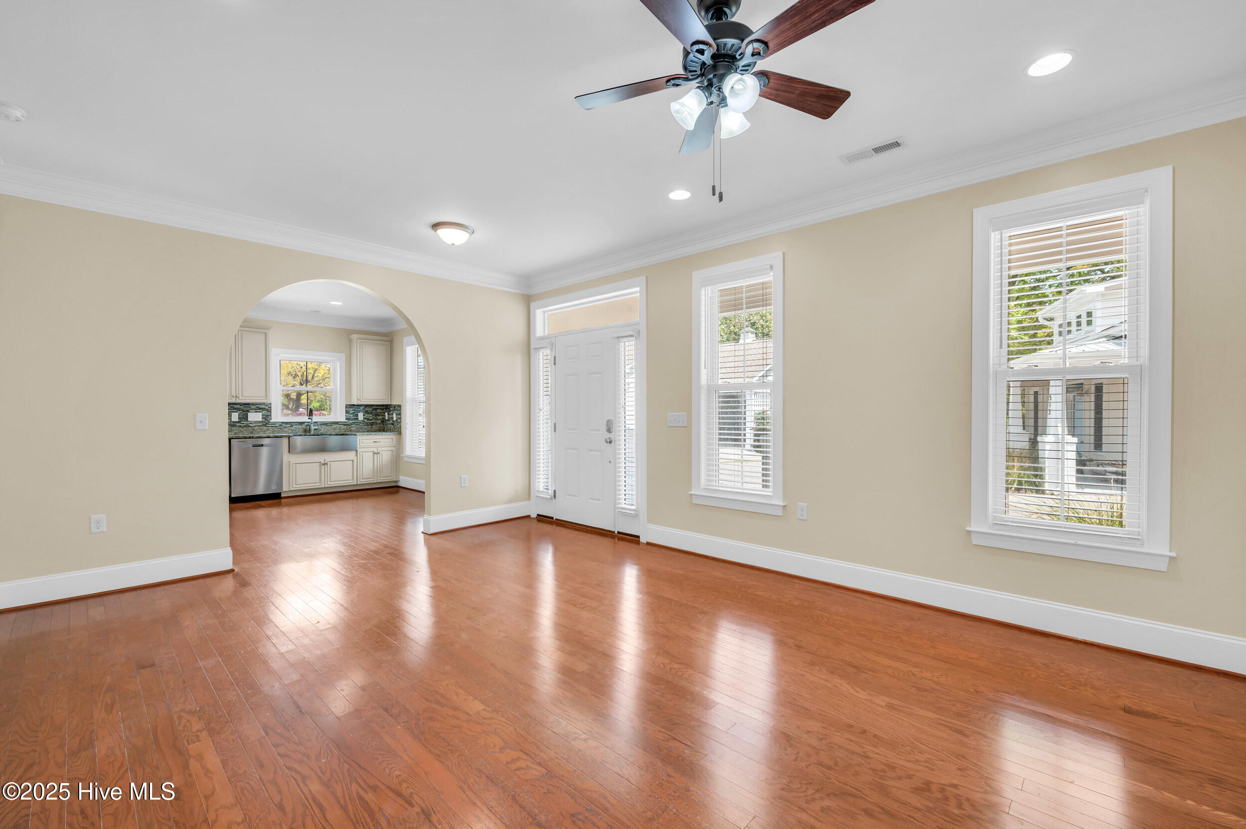 511 Spencer Farlow Drive Property Photo 6