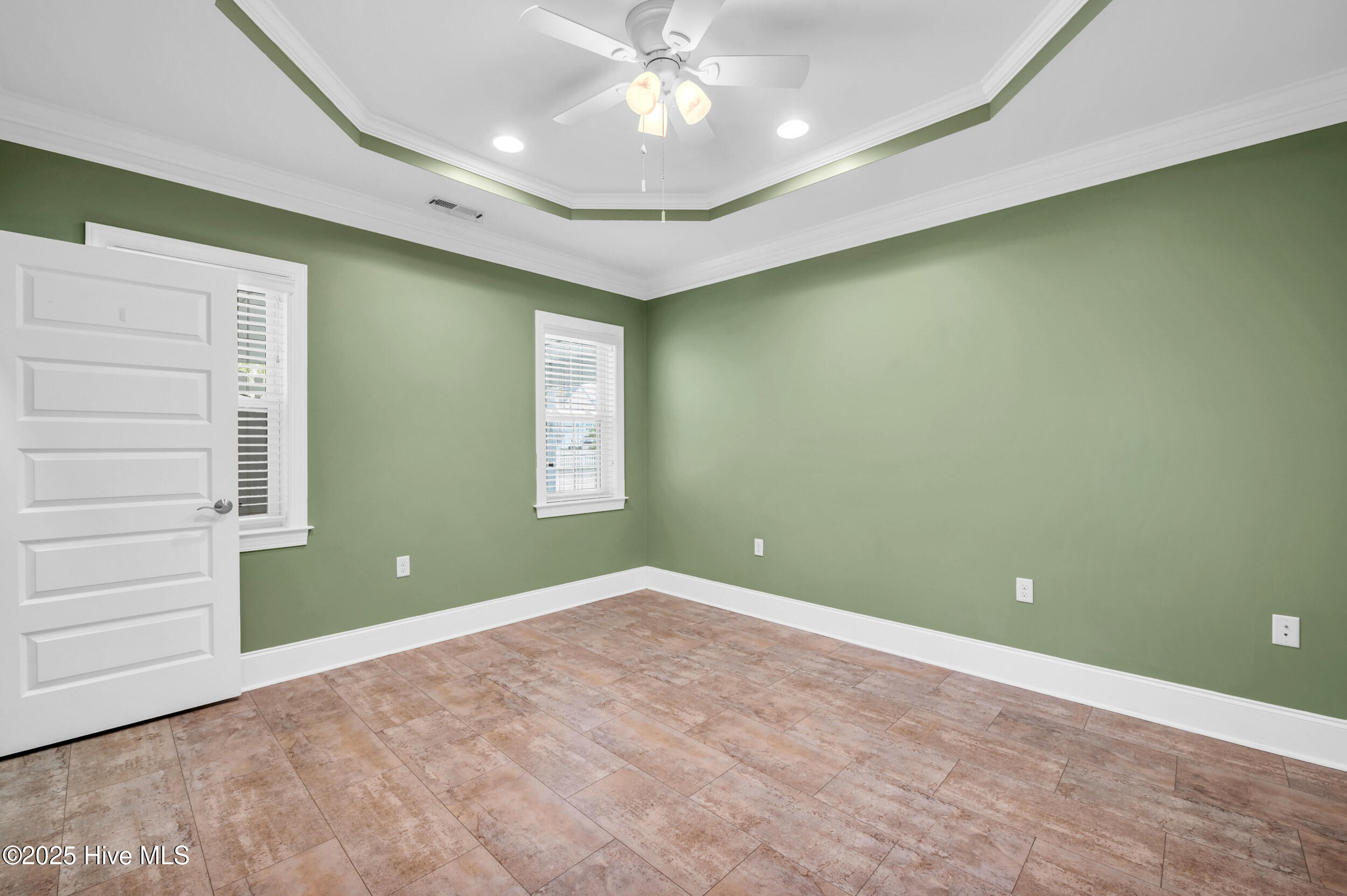 511 Spencer Farlow Drive Property Photo 14