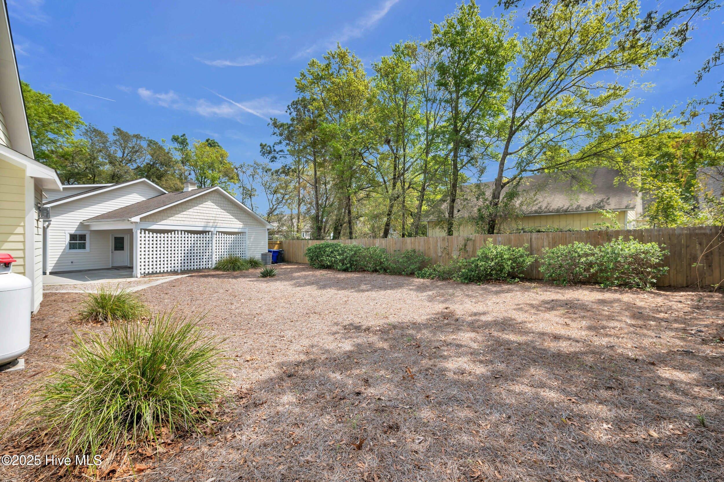 511 Spencer Farlow Drive Property Photo 19