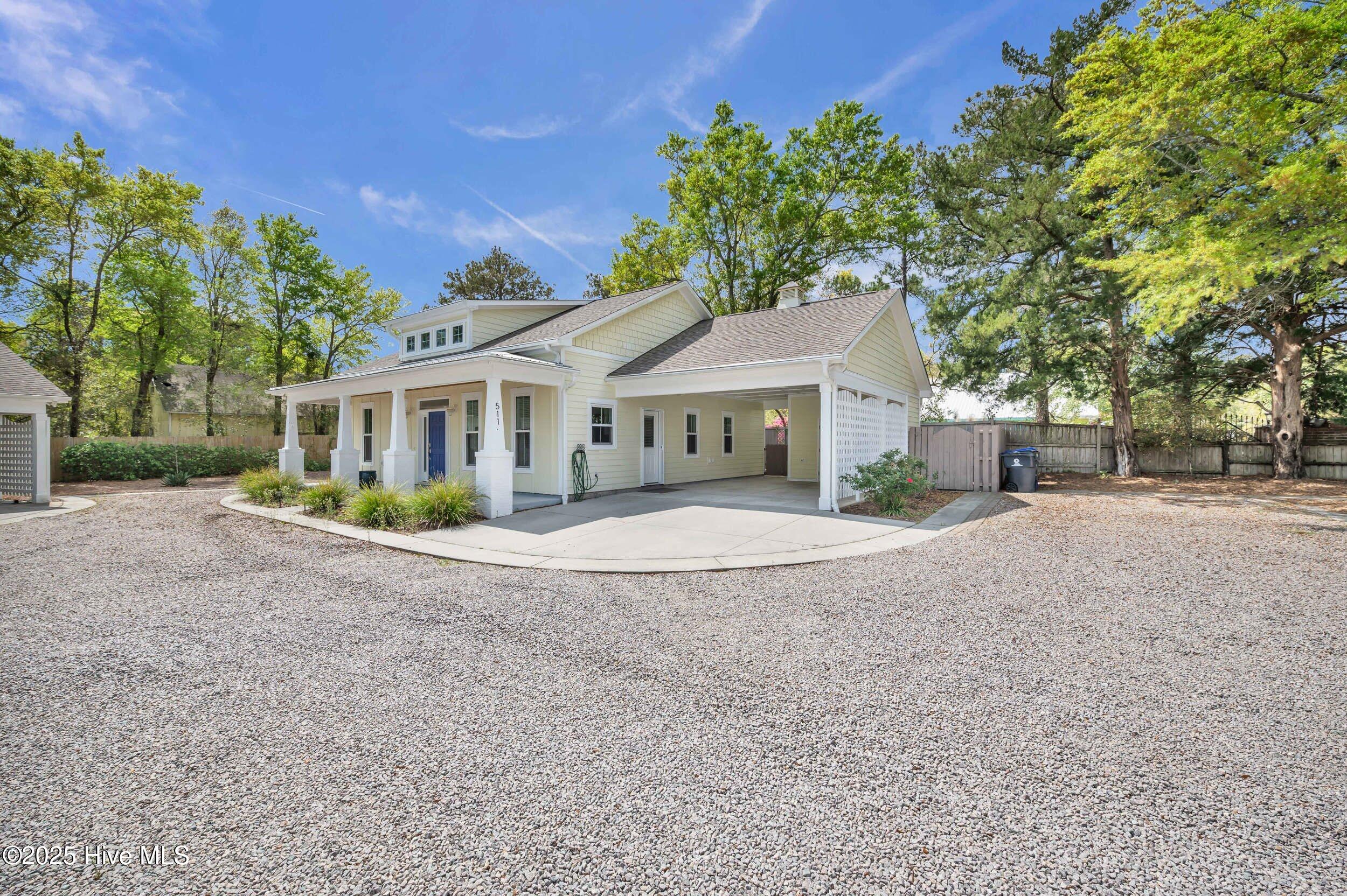 511 Spencer Farlow Drive Property Photo 32