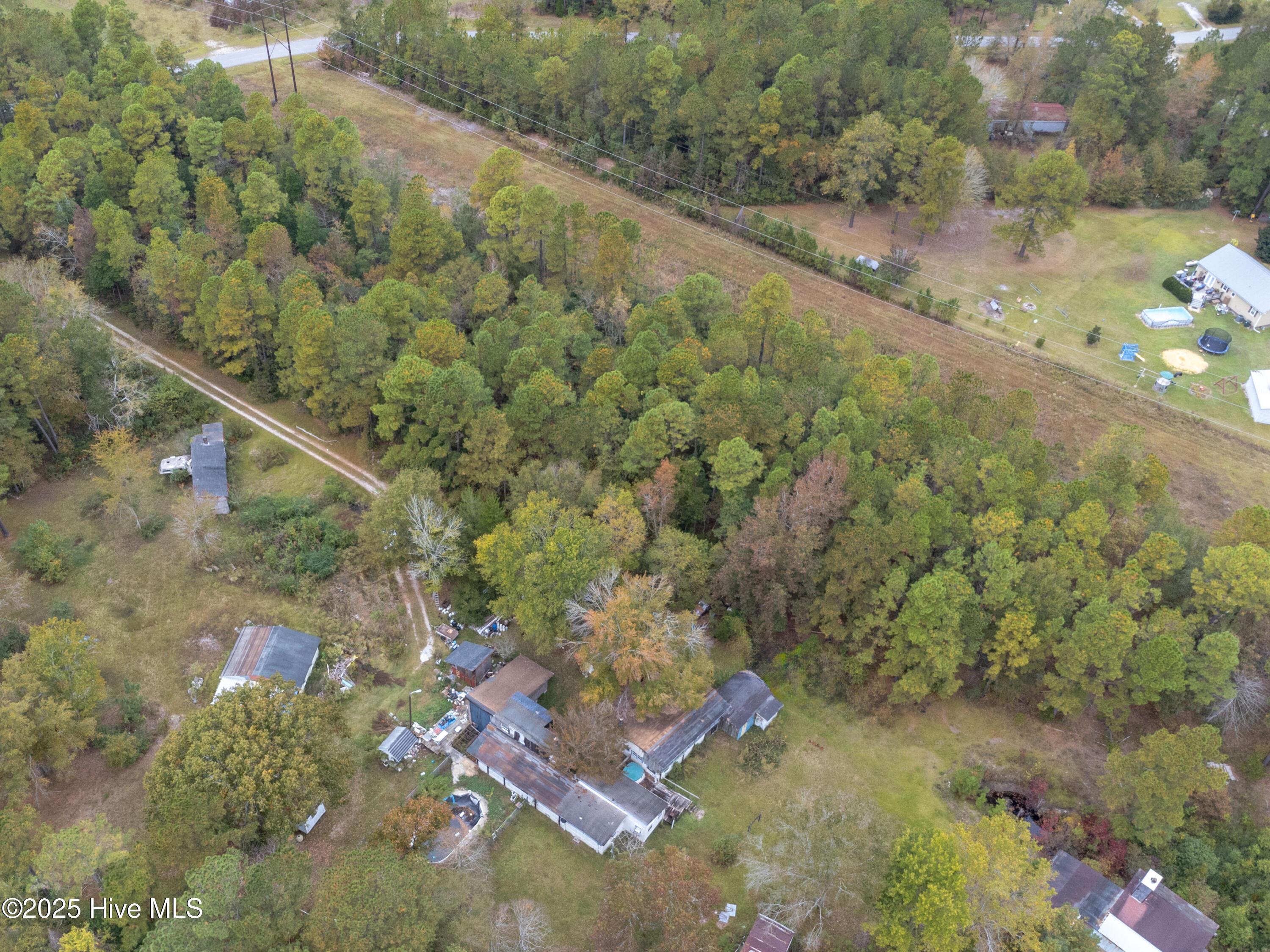 1088 Wells Road Property Photo 3