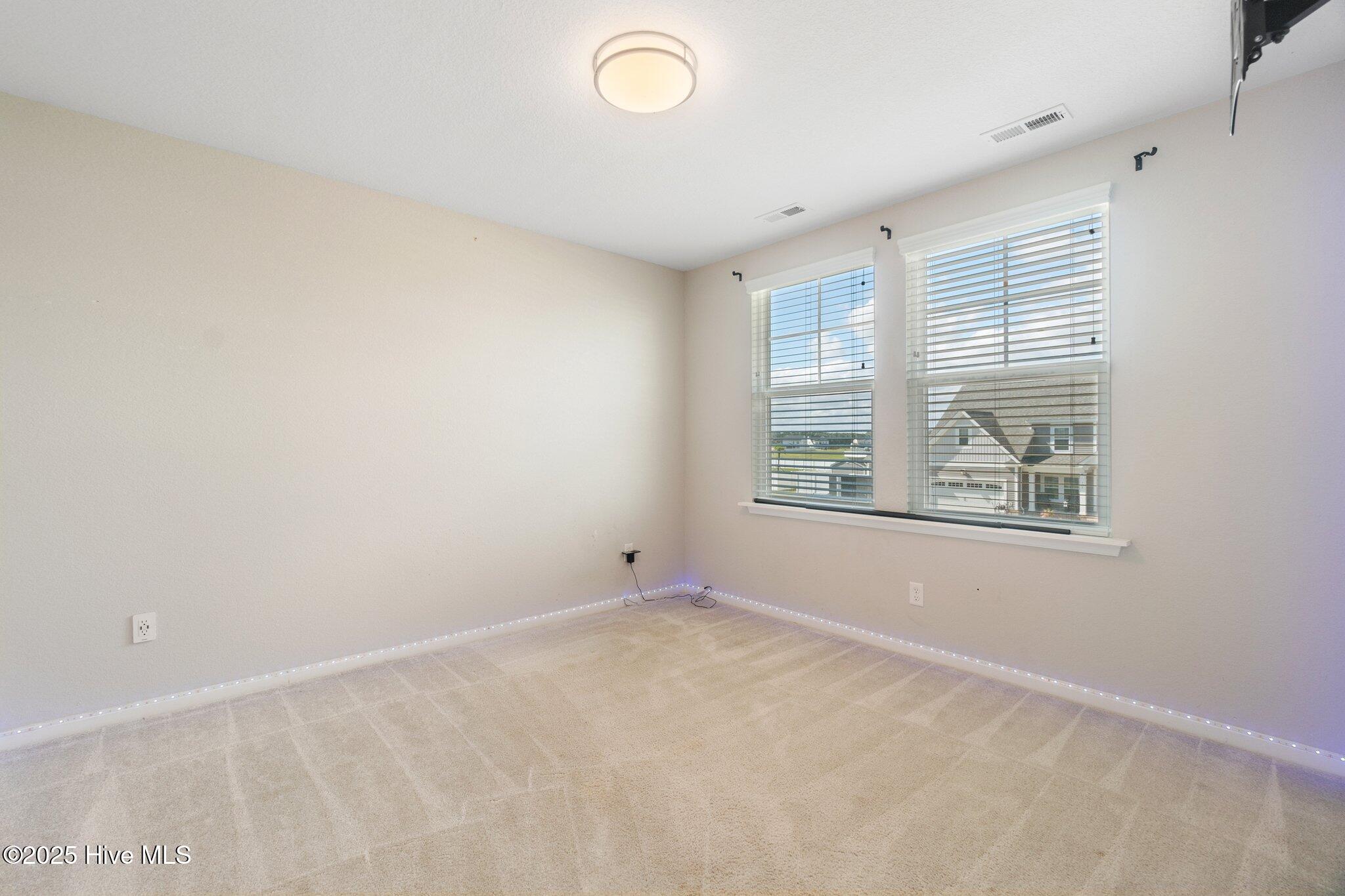 107 Currituck Reserve Parkway Property Photo 31