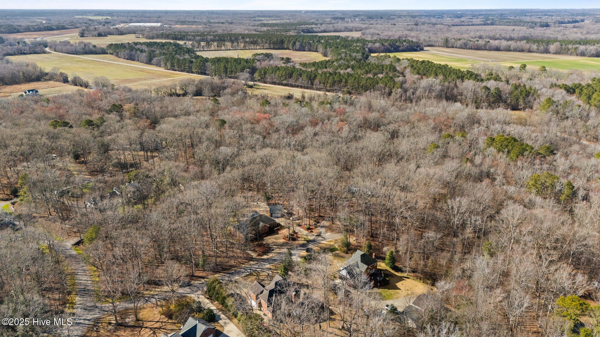 104 Briarwood Court Property Photo 3