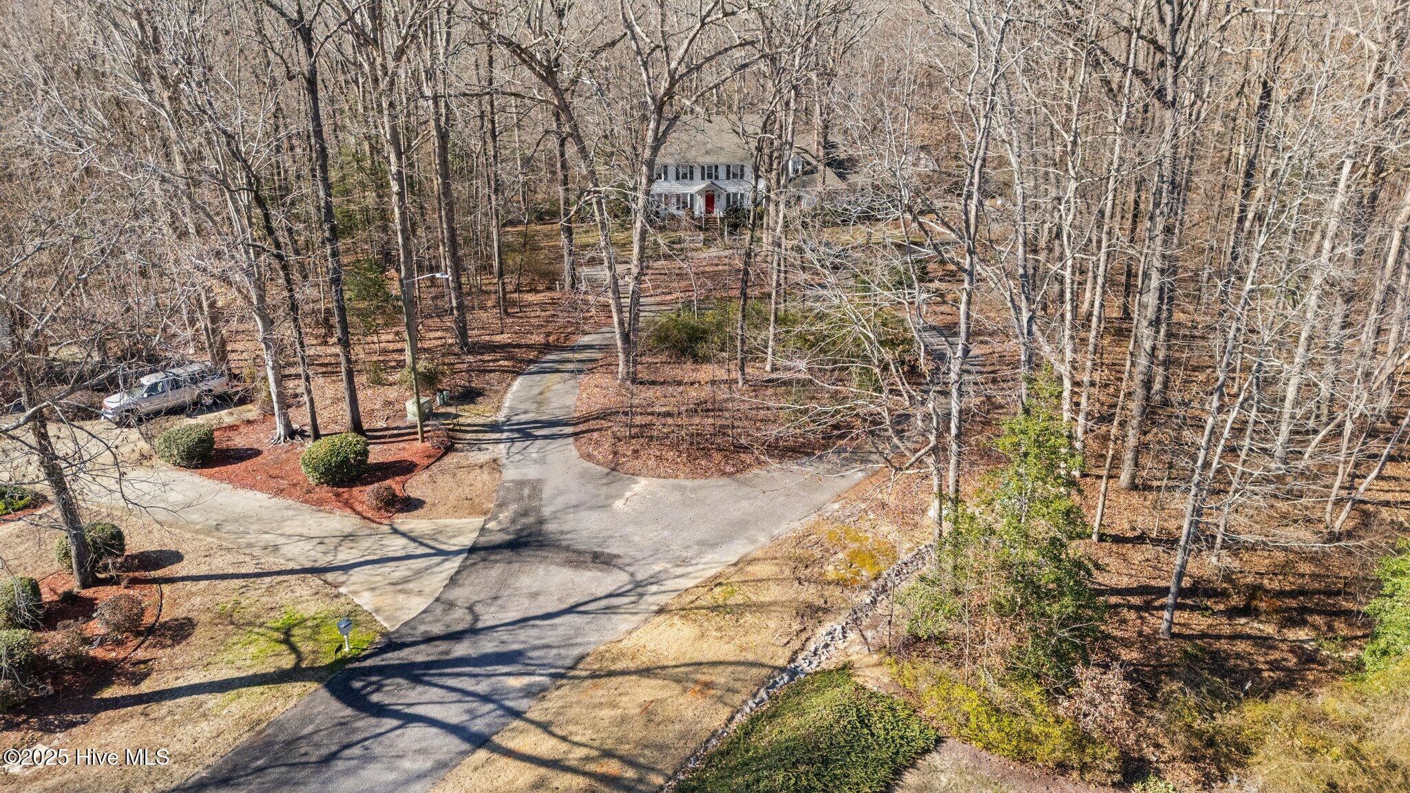 104 Briarwood Court Property Photo 6