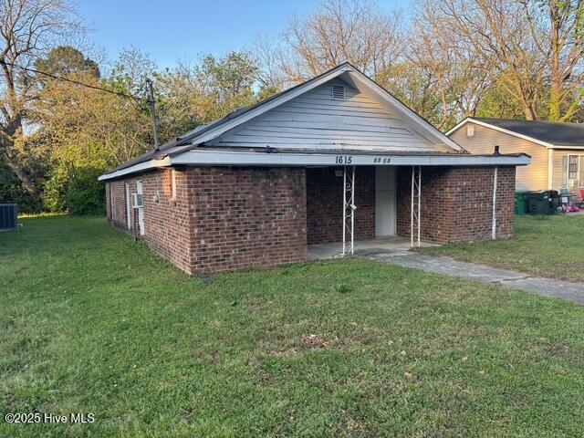 1615 Carolina Street Property Photo 1