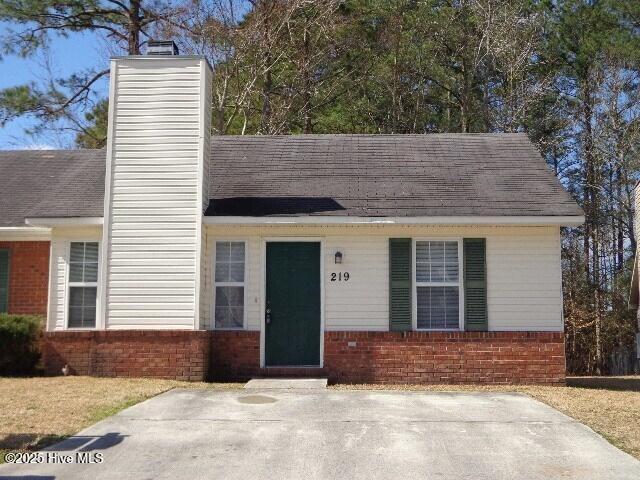 Deerfield Real Estate Listings Main Image