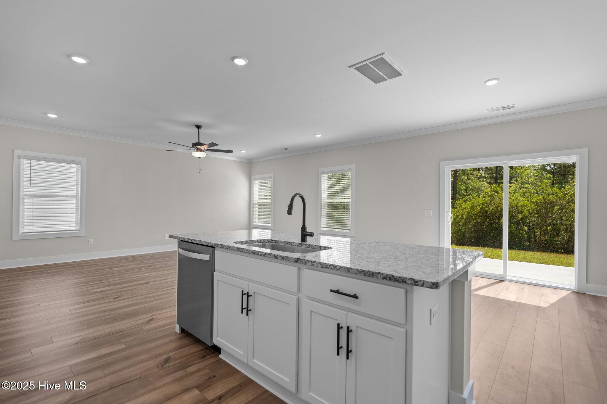 28 S Umbrella Palm Drive Property Photo 9