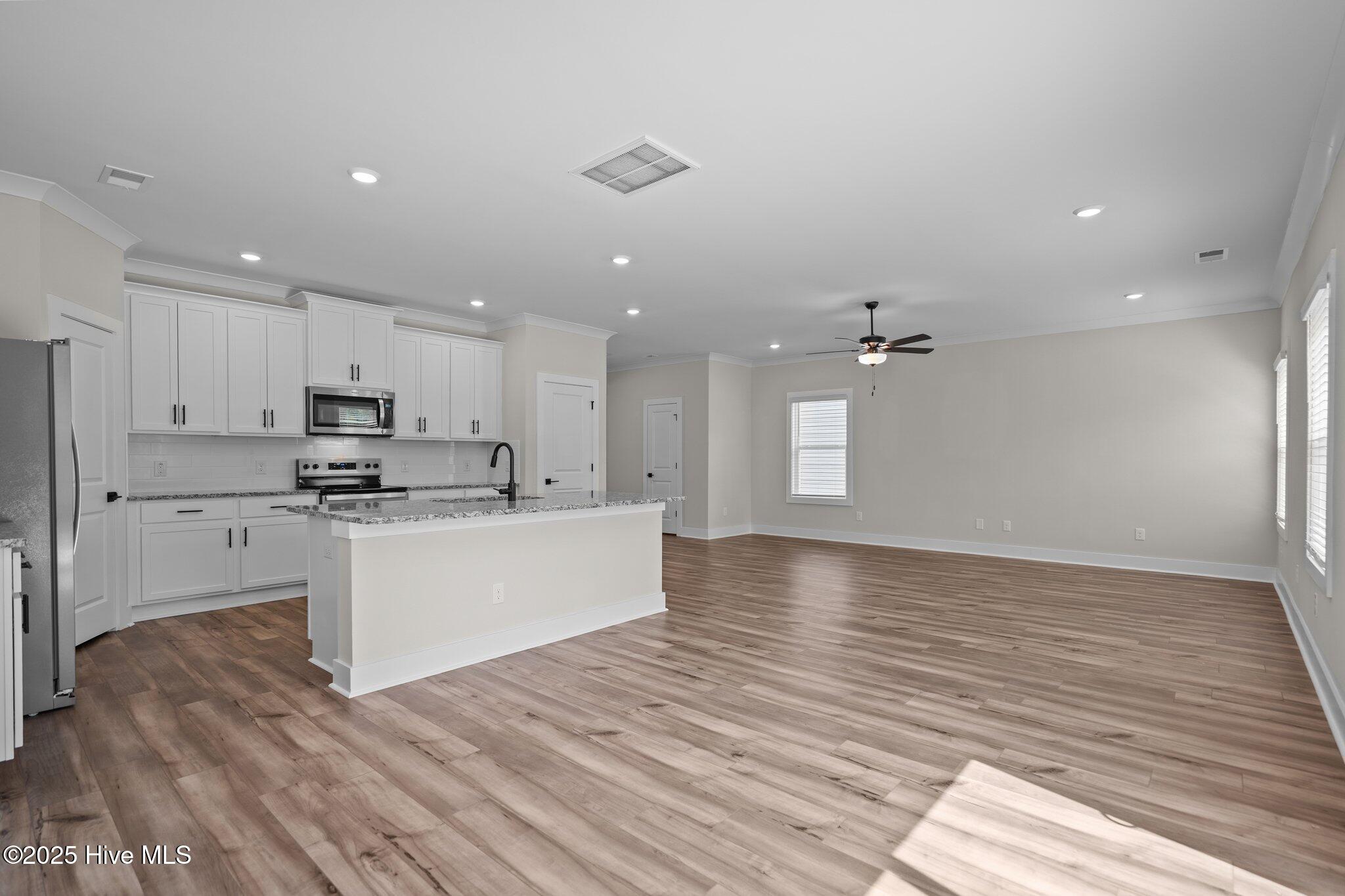 28 S Umbrella Palm Drive Property Photo 10