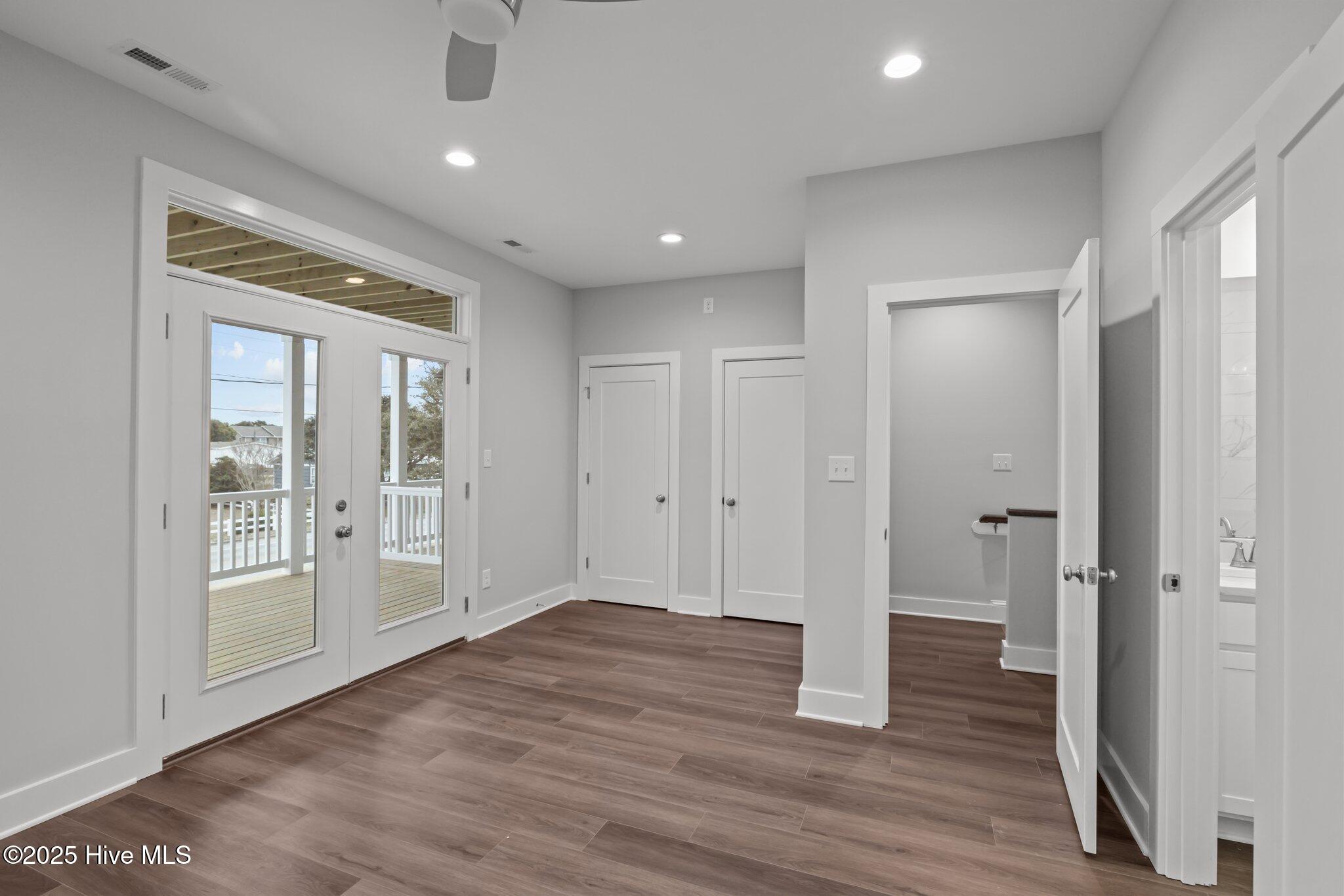 1374 Salter Path Road Property Photo 11