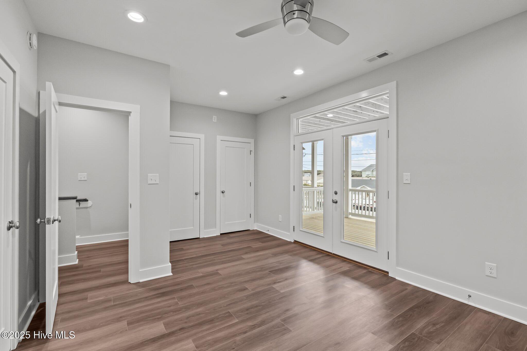1374 Salter Path Road Property Photo 14
