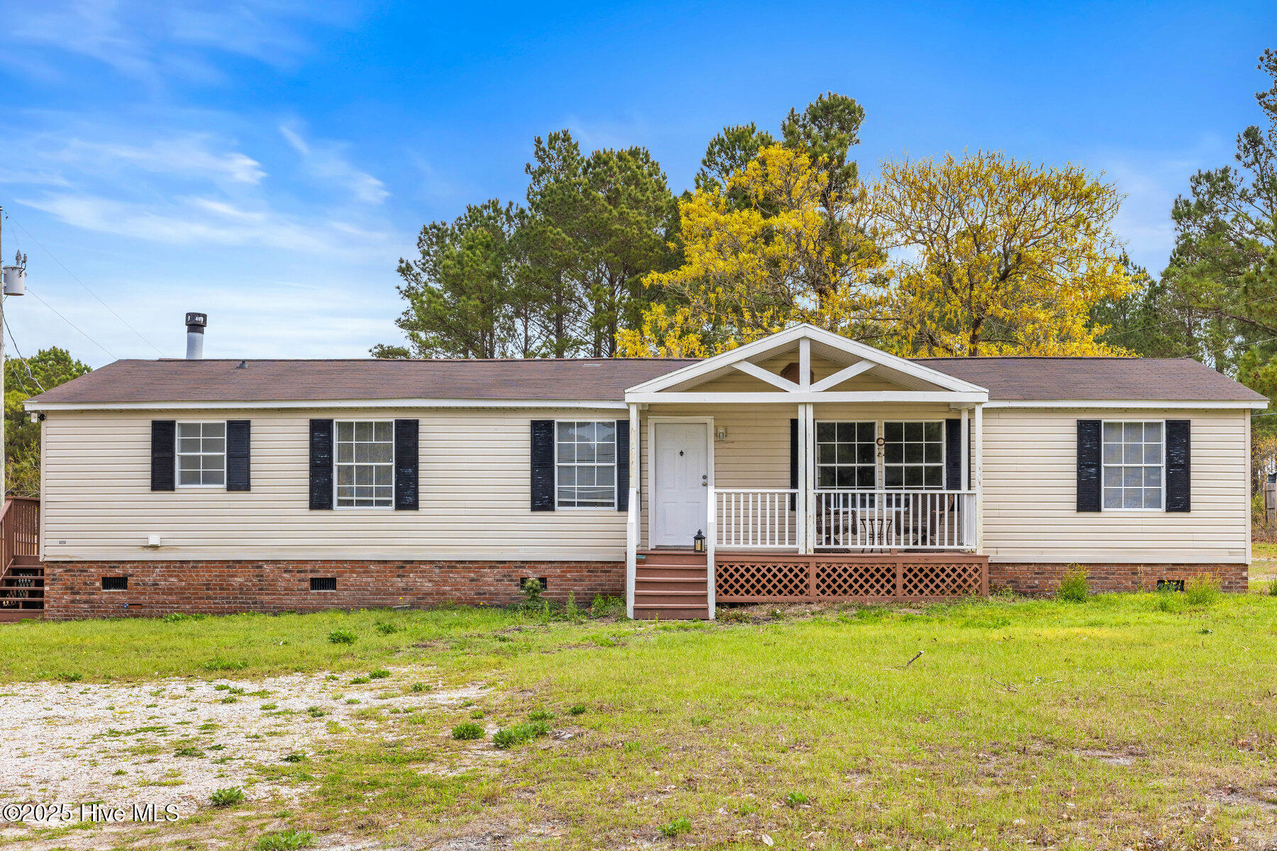 307 Old Folkstone Road Property Photo