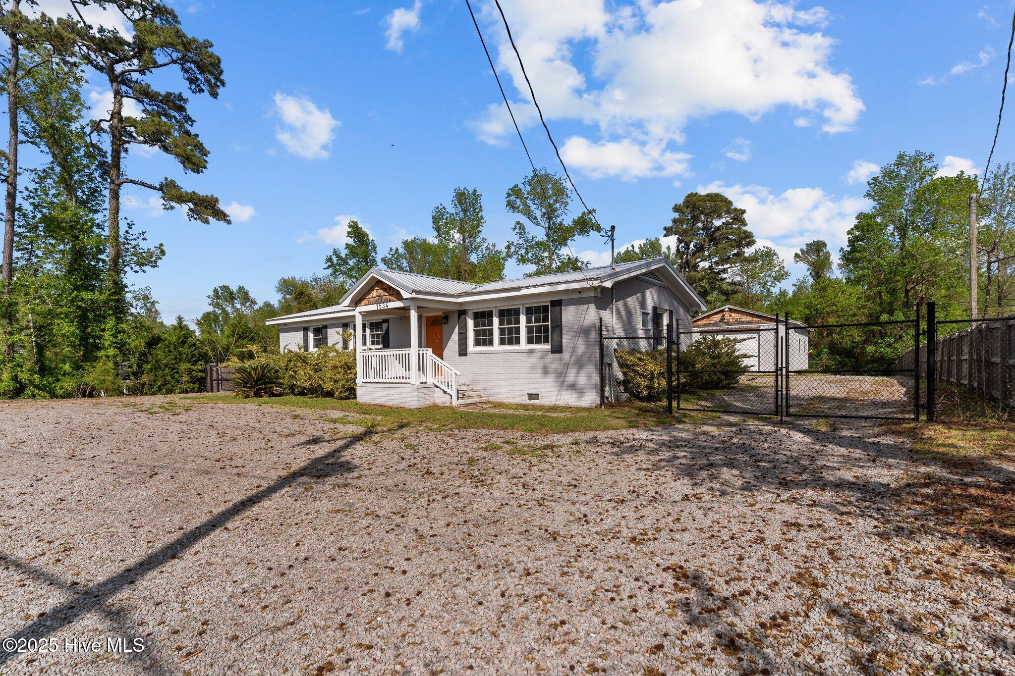 1534 N Kerr Avenue Property Photo 3