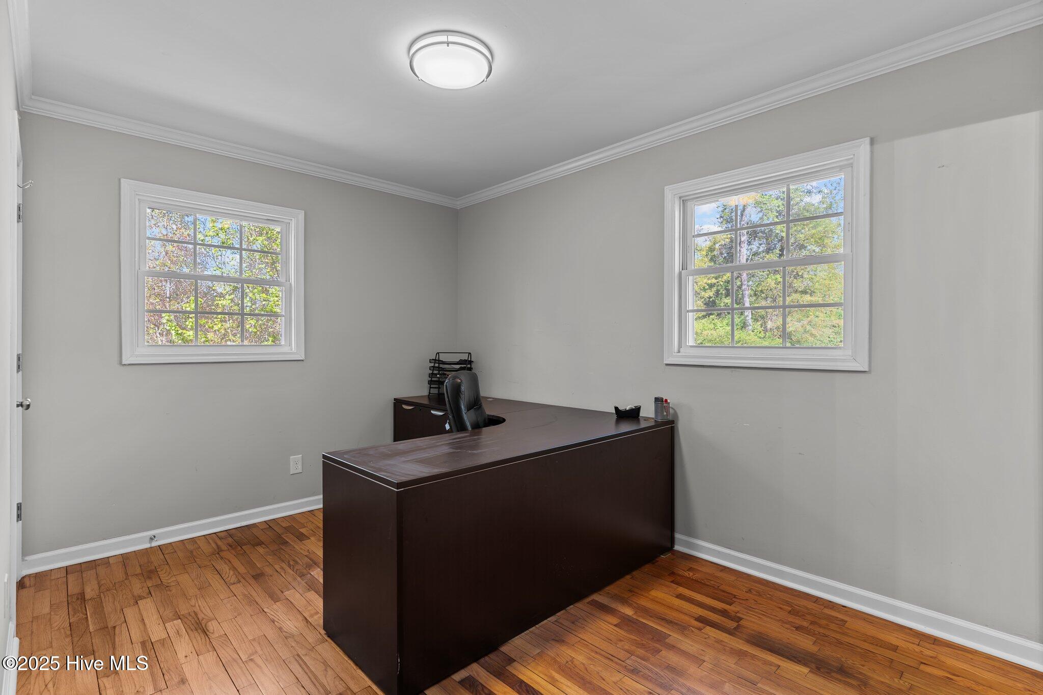 1534 N Kerr Avenue Property Photo 24
