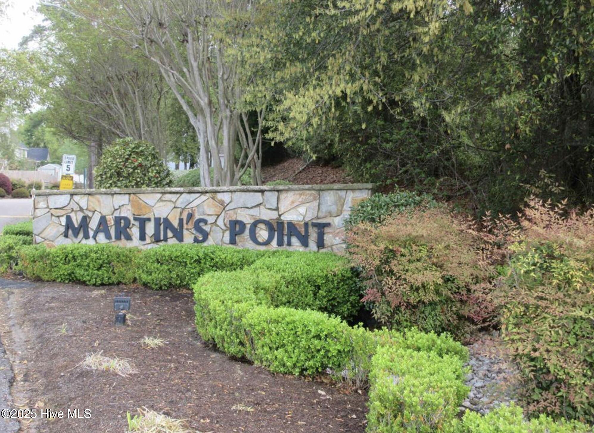 3005 Martins Point Road Property Photo 5