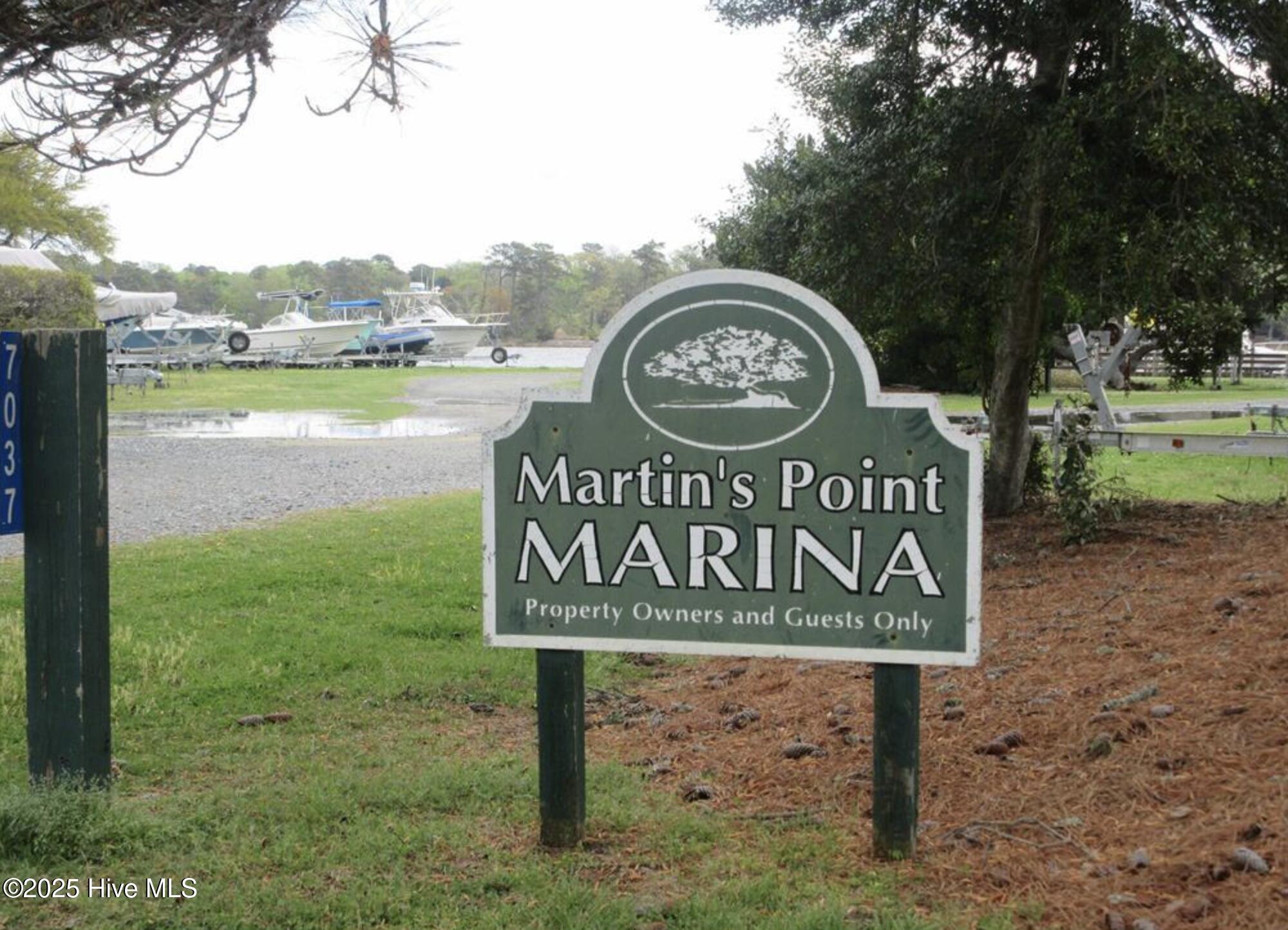 3005 Martins Point Road Property Photo 6