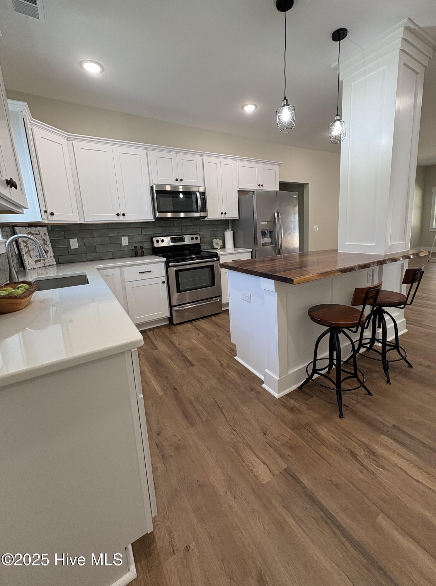 599 Bitmore Road Property Photo 3