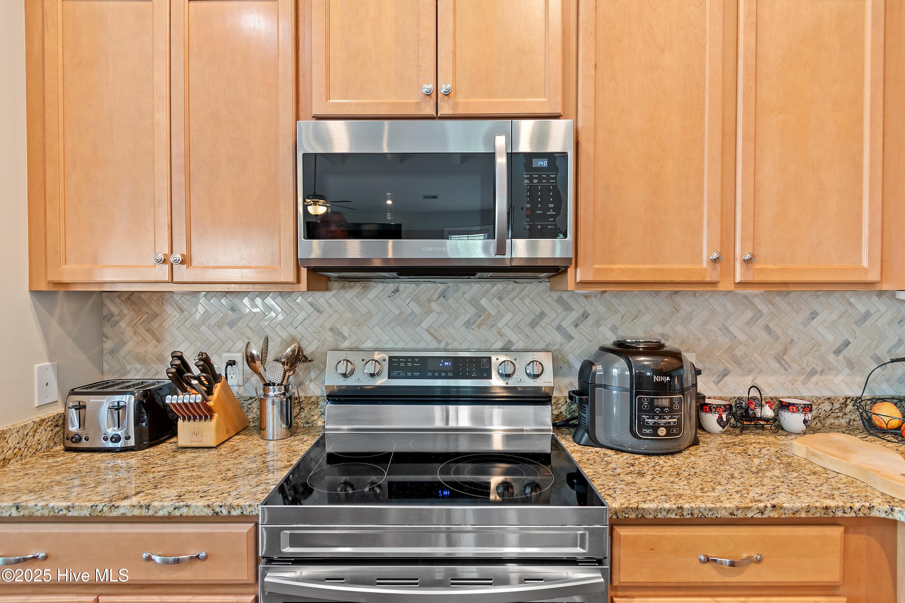 4886 Olde Cypress Lane Property Photo 12