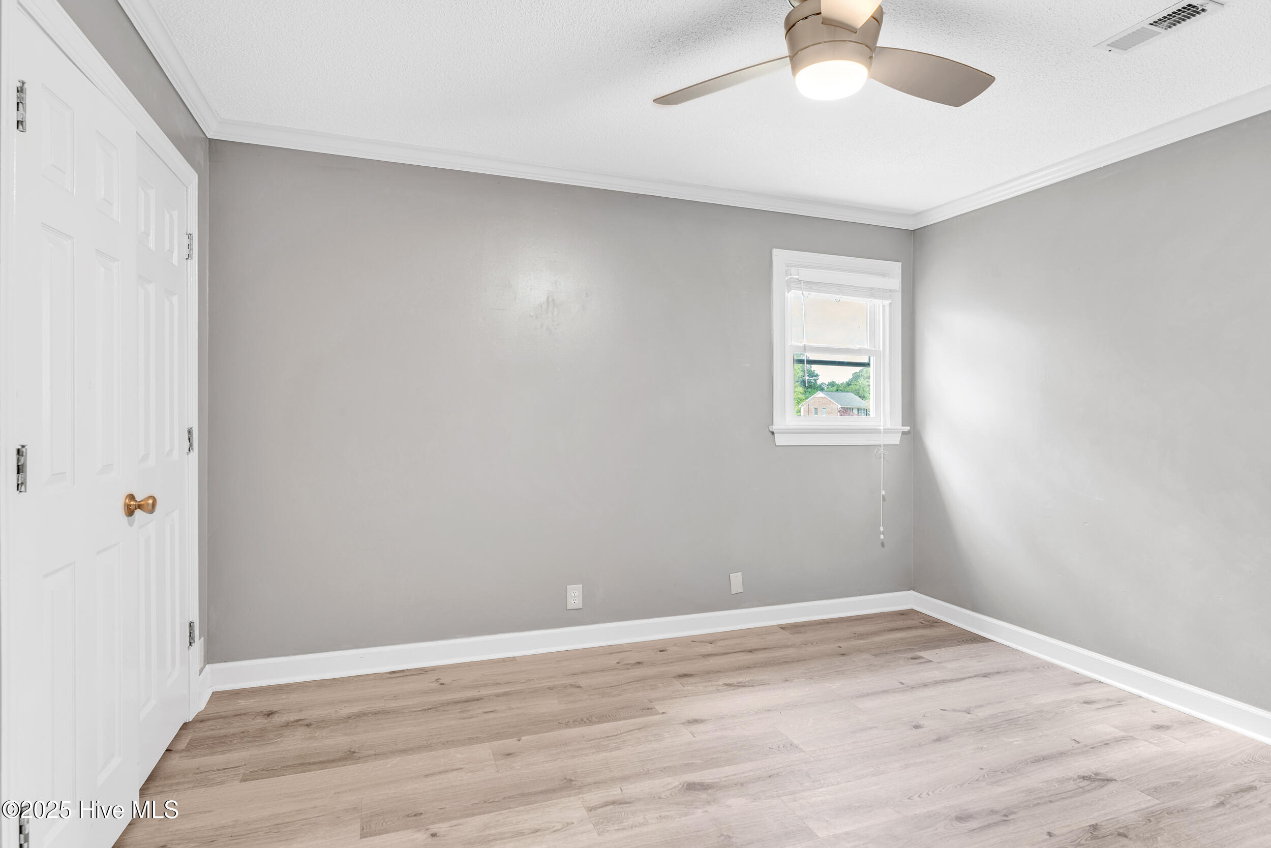 103 E Raintree Lane Property Photo 26