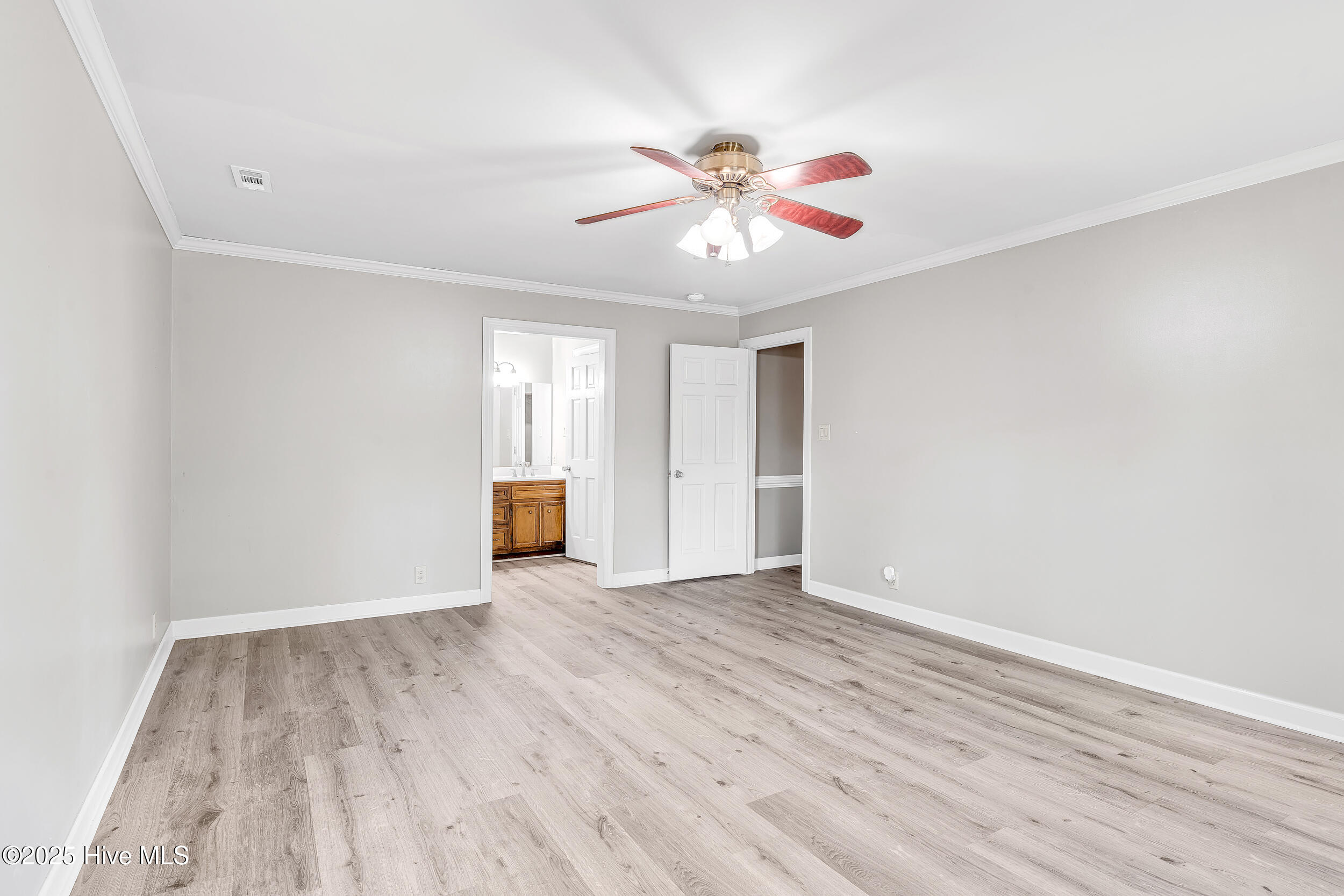 103 E Raintree Lane Property Photo 29