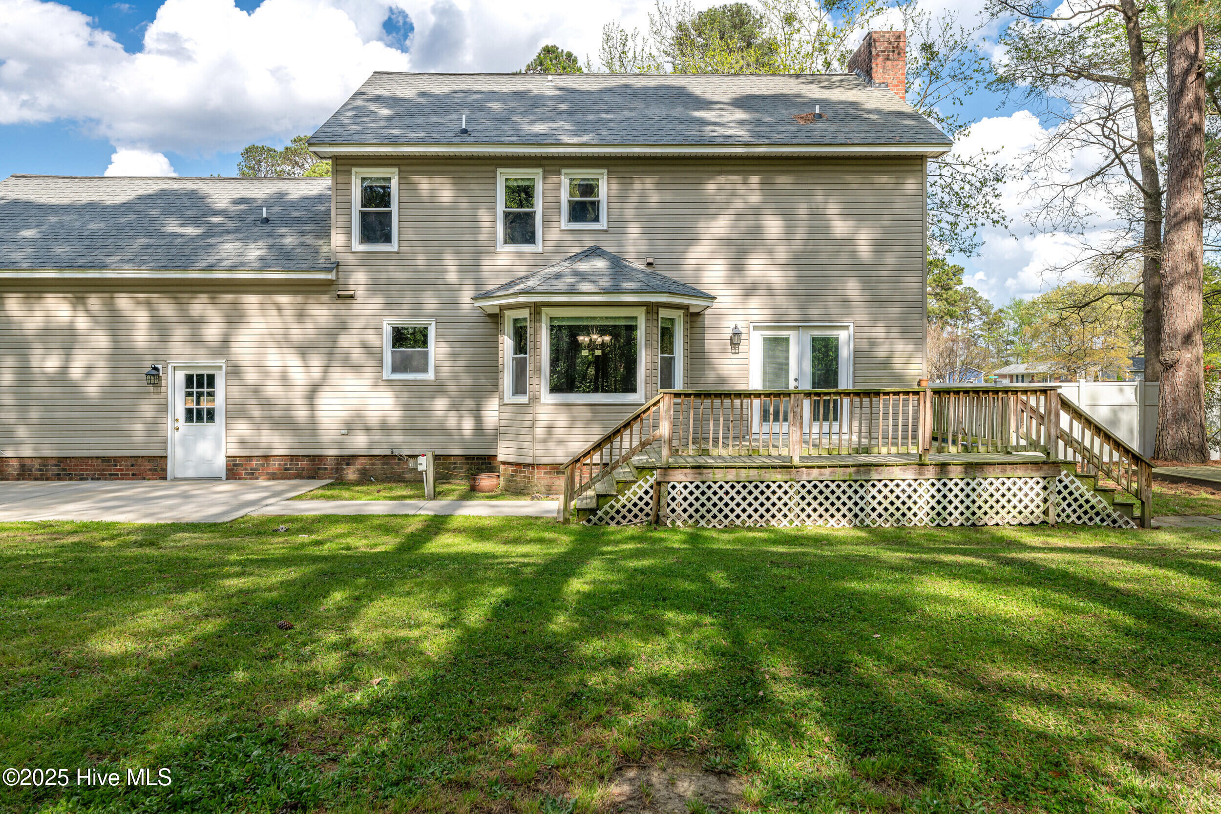 103 E Raintree Lane Property Photo 34