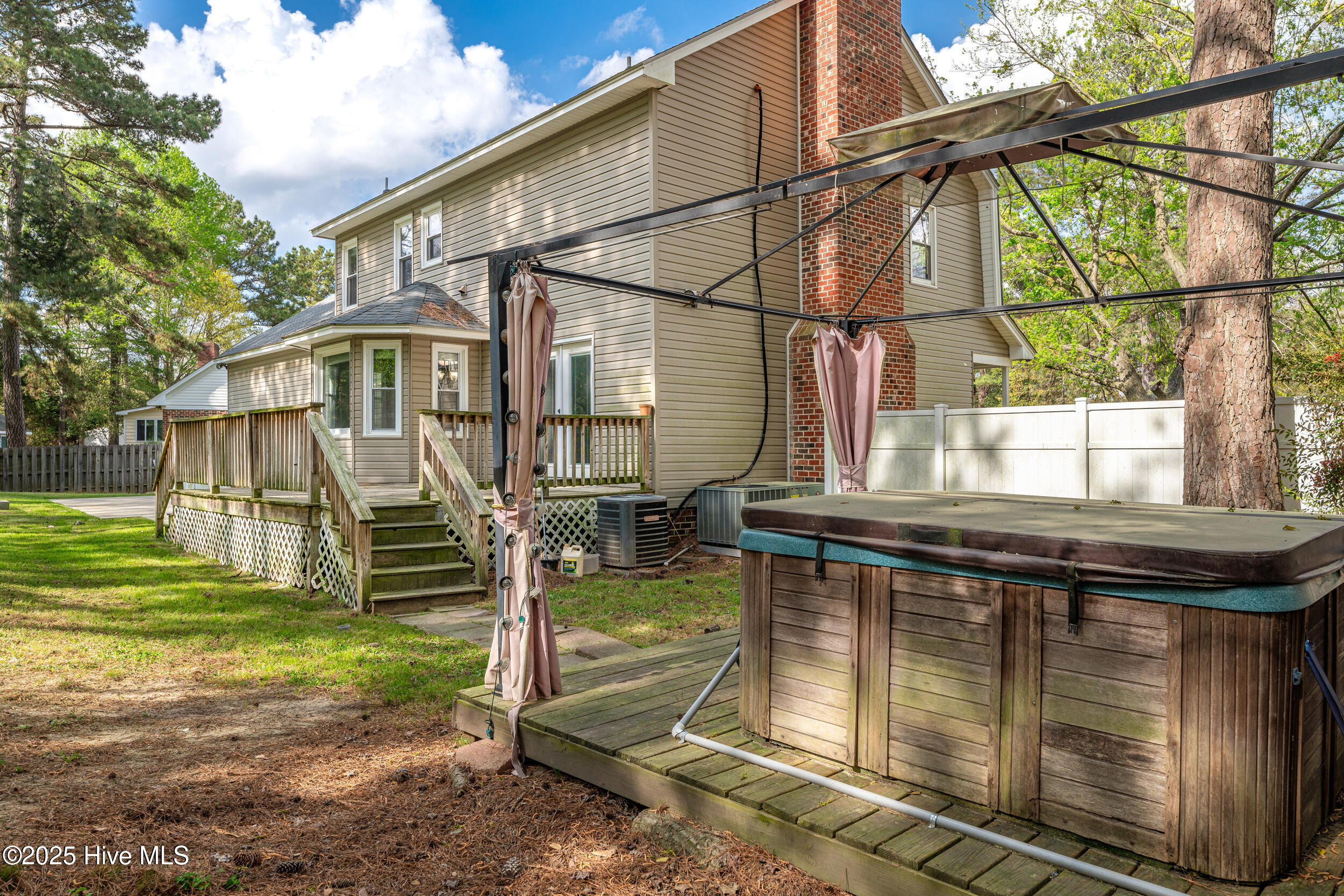 103 E Raintree Lane Property Photo 37