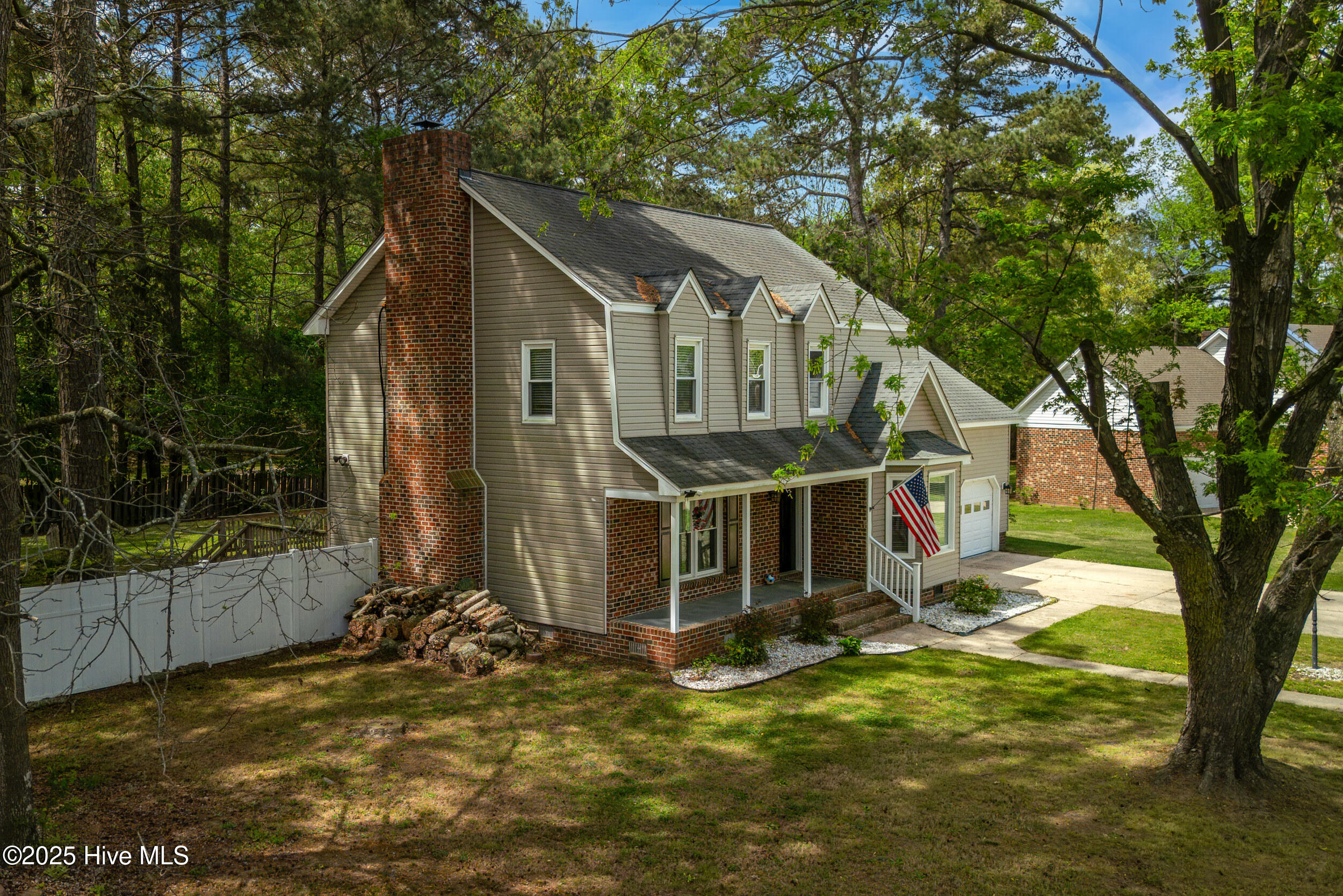 103 E Raintree Lane Property Photo 43