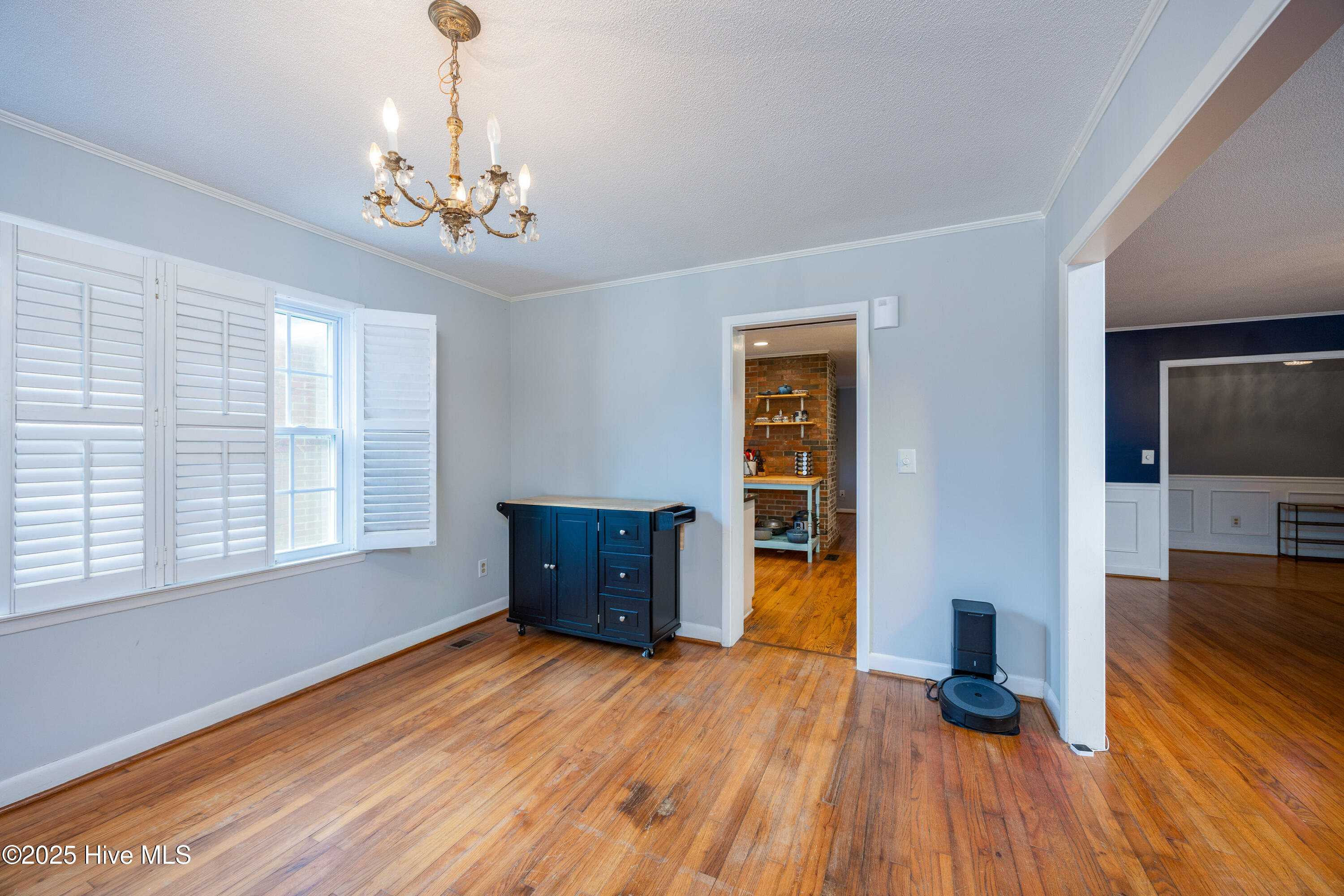 211 Edgewood Avenue Property Photo 7