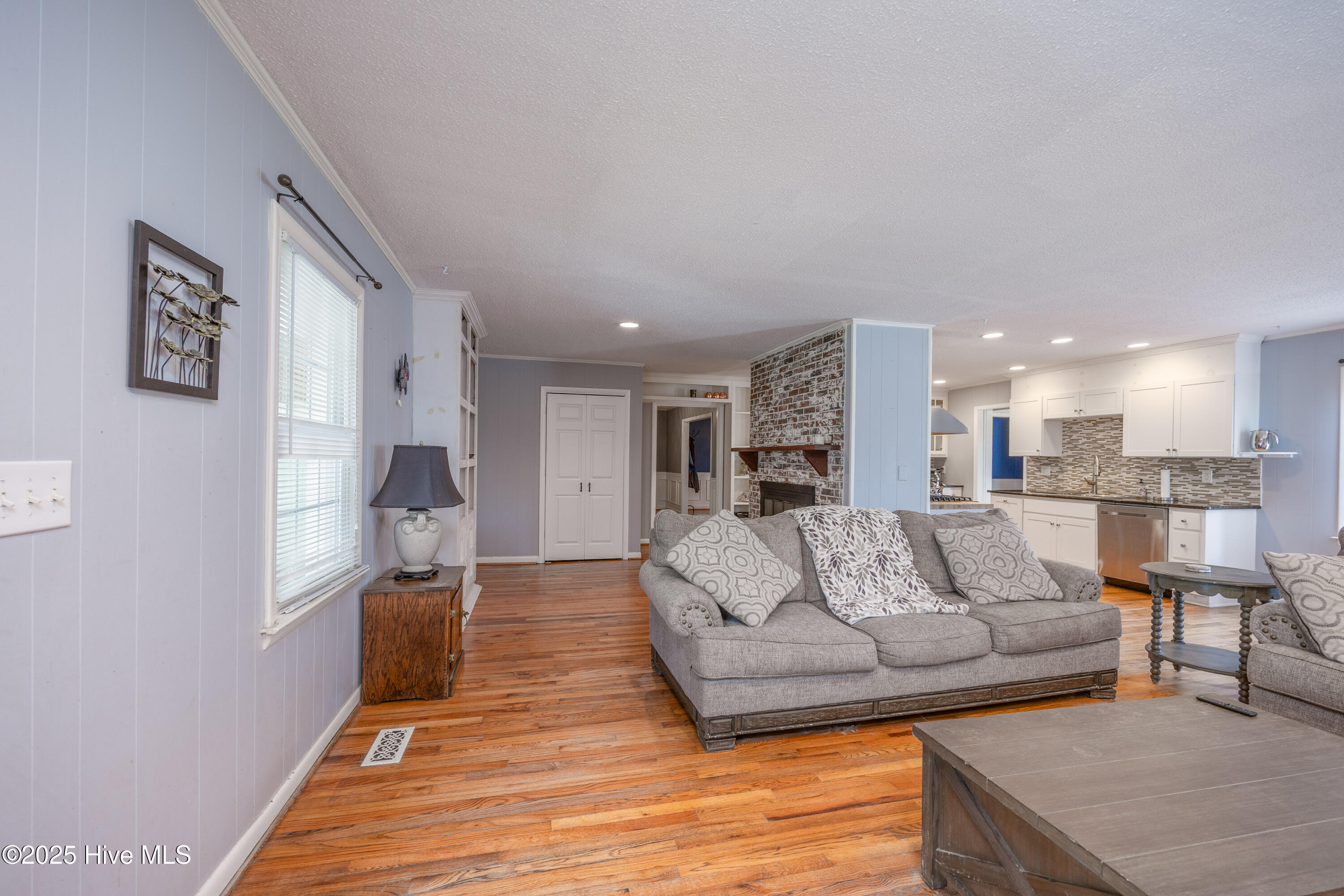 211 Edgewood Avenue Property Photo 16