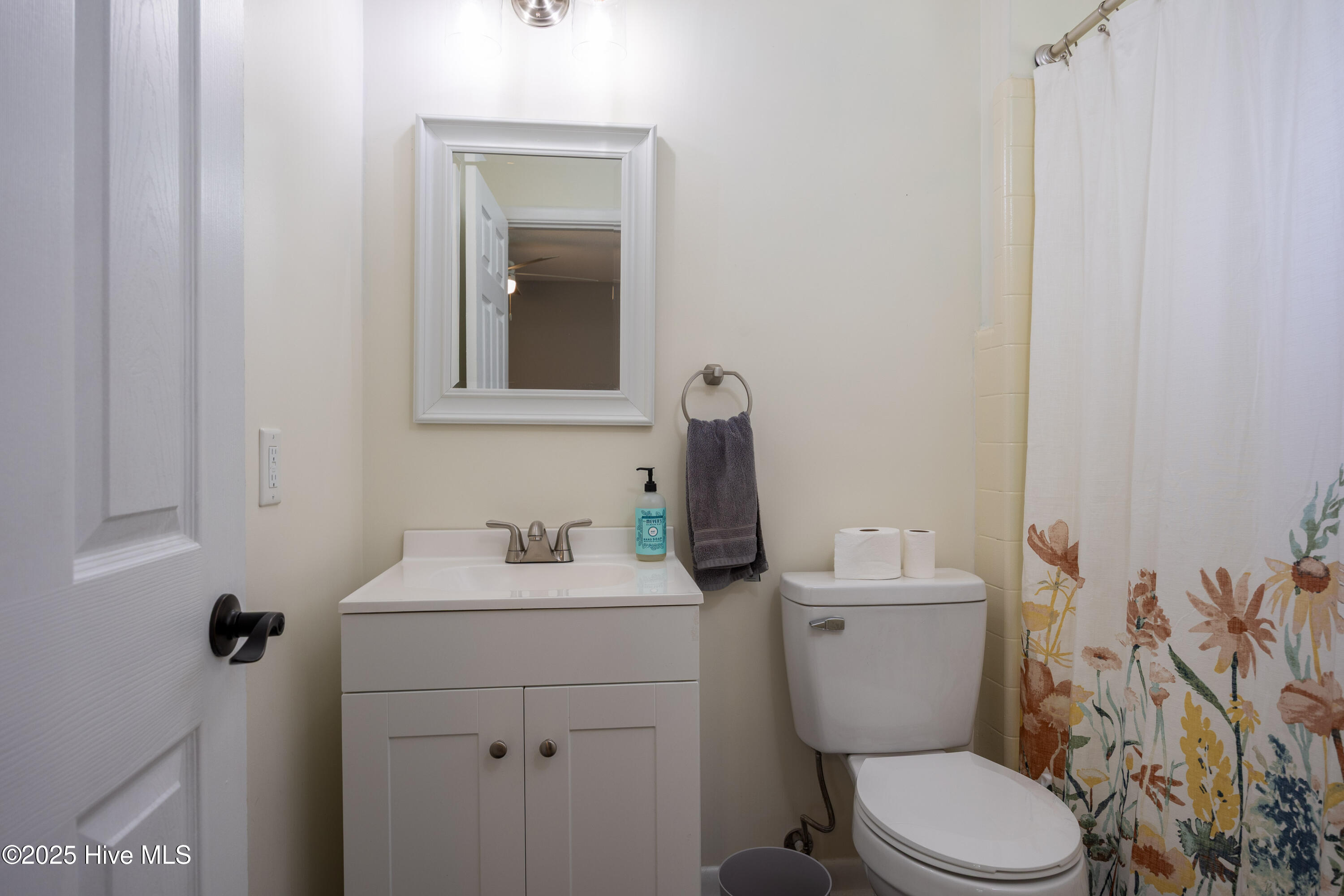 211 Edgewood Avenue Property Photo 25