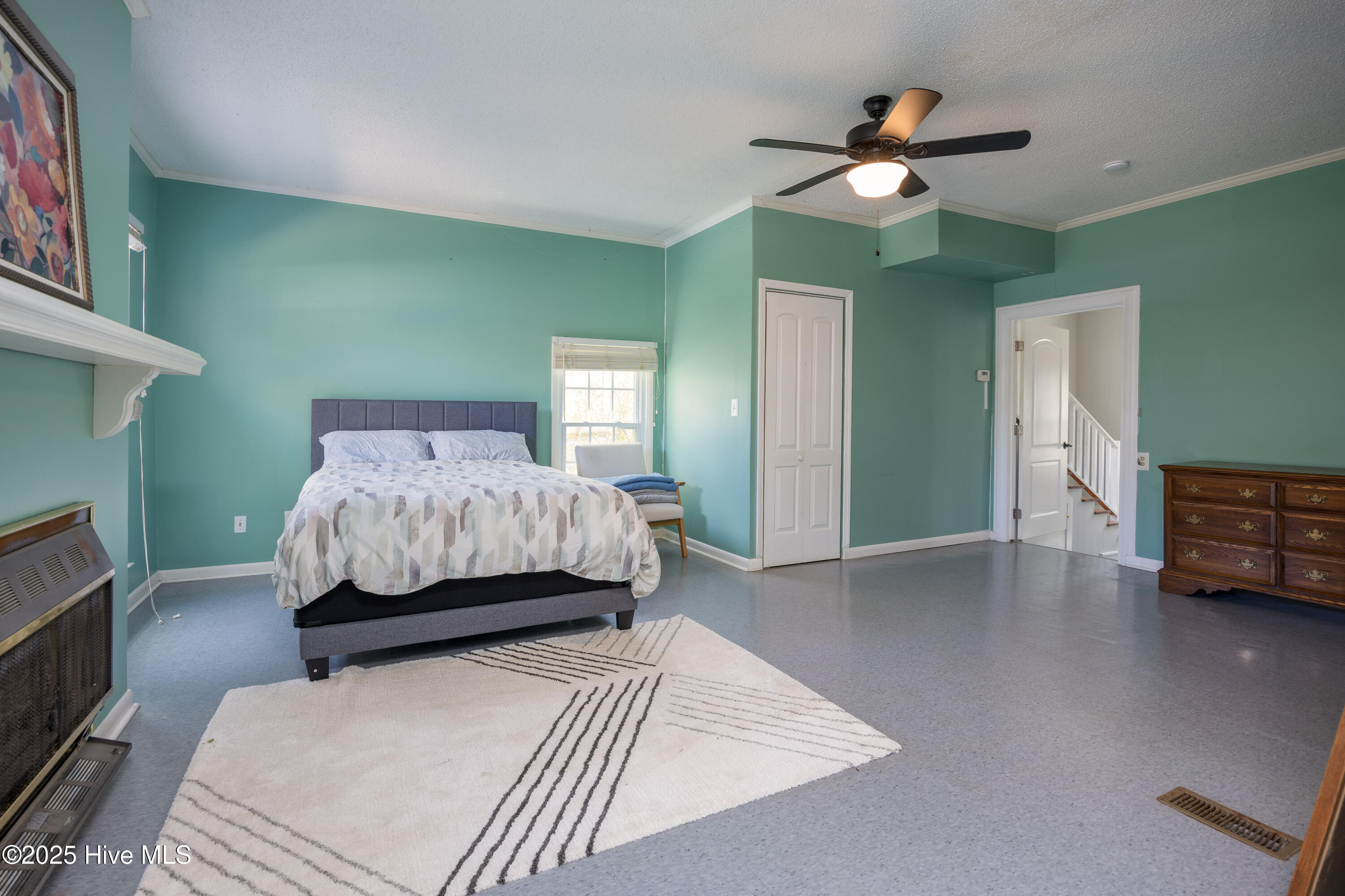 211 Edgewood Avenue Property Photo 29