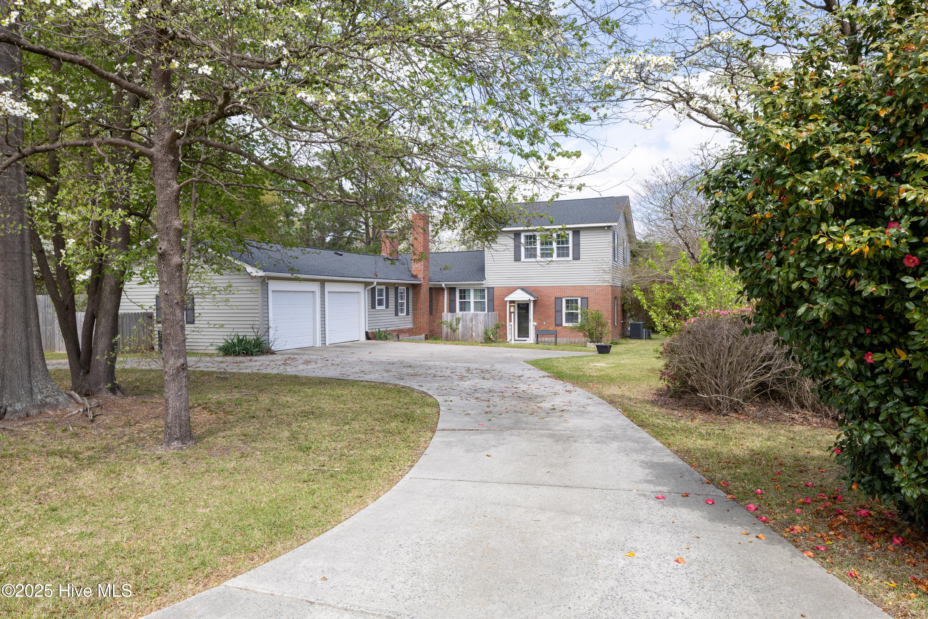 211 Edgewood Avenue Property Photo 38