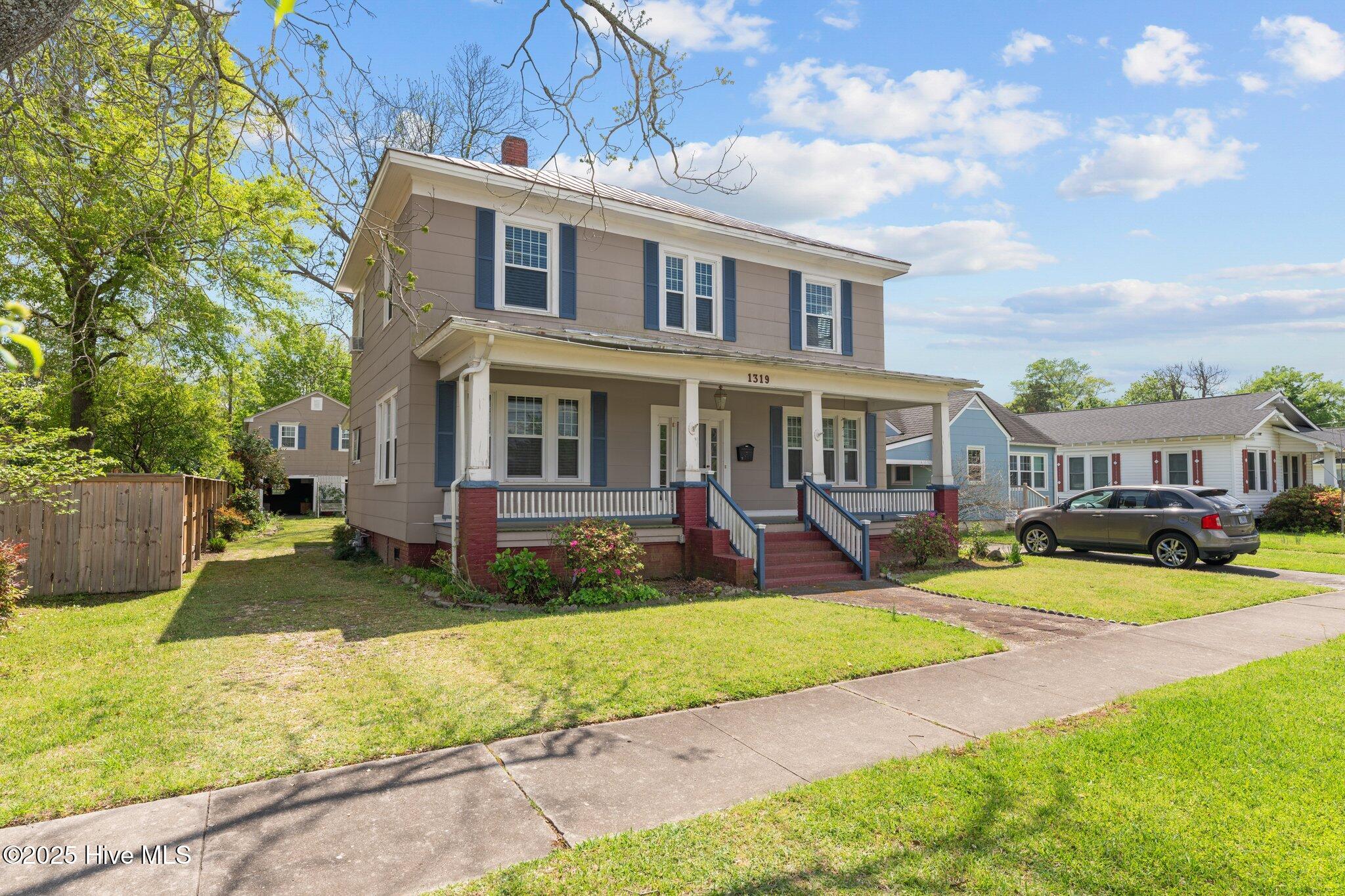 1319 Rhem Avenue Property Photo 4