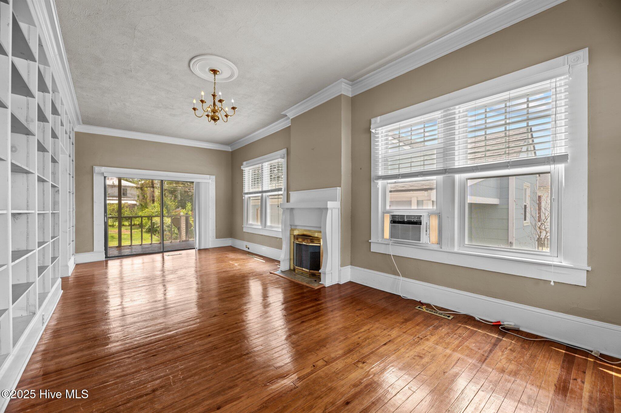 1319 Rhem Avenue Property Photo 10