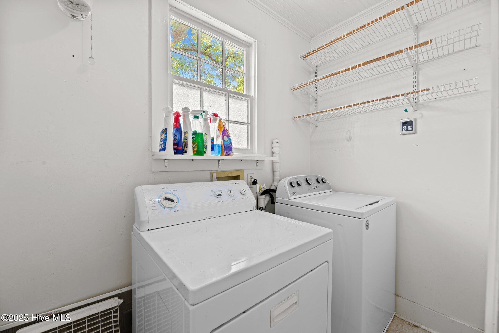 1319 Rhem Avenue Property Photo 21